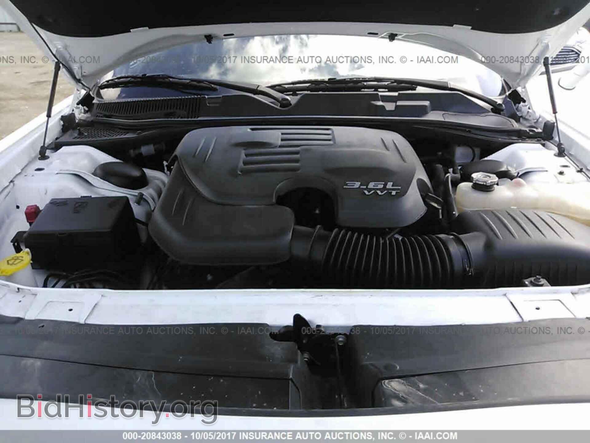 2016 Dodge Challenger - VIN: 2C3CDZAG0GH125348 - Photo 10