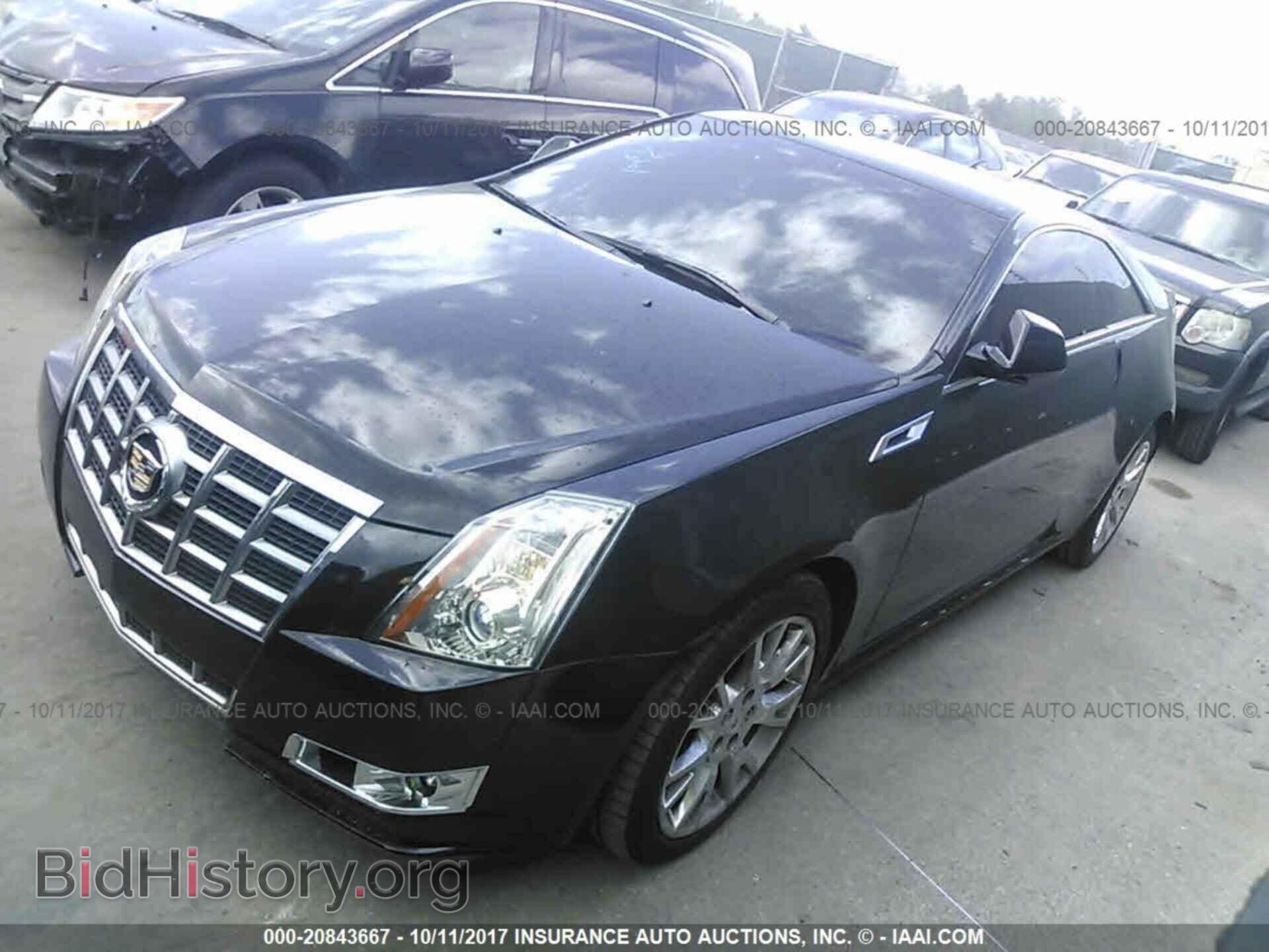 2012 Cadillac Cts - VIN: 1G6DJ1E36C0132517 - Фото 2
