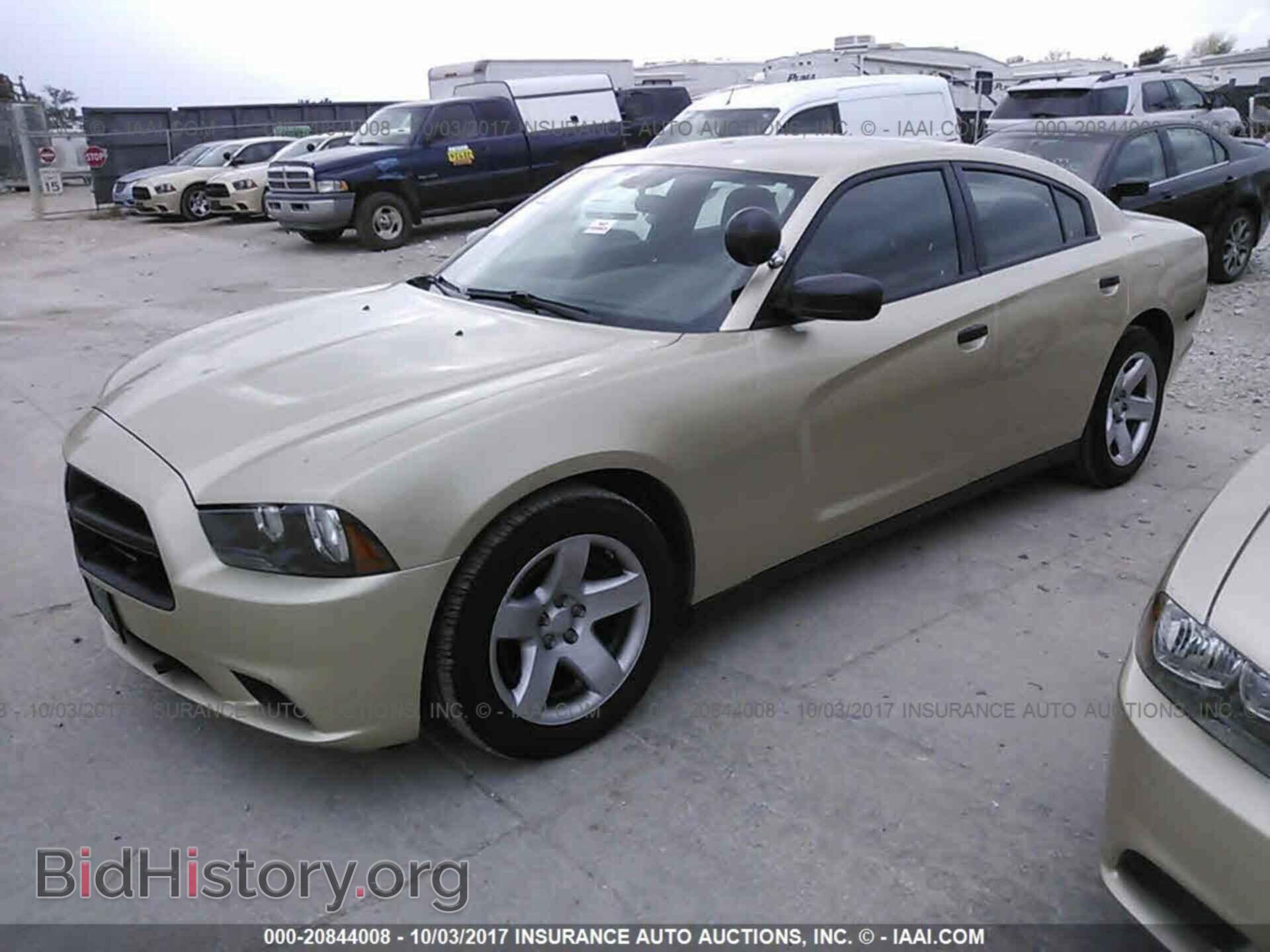 2013 Dodge Charger - VIN: 2C3CDXAT0DH692964 - Photo 2