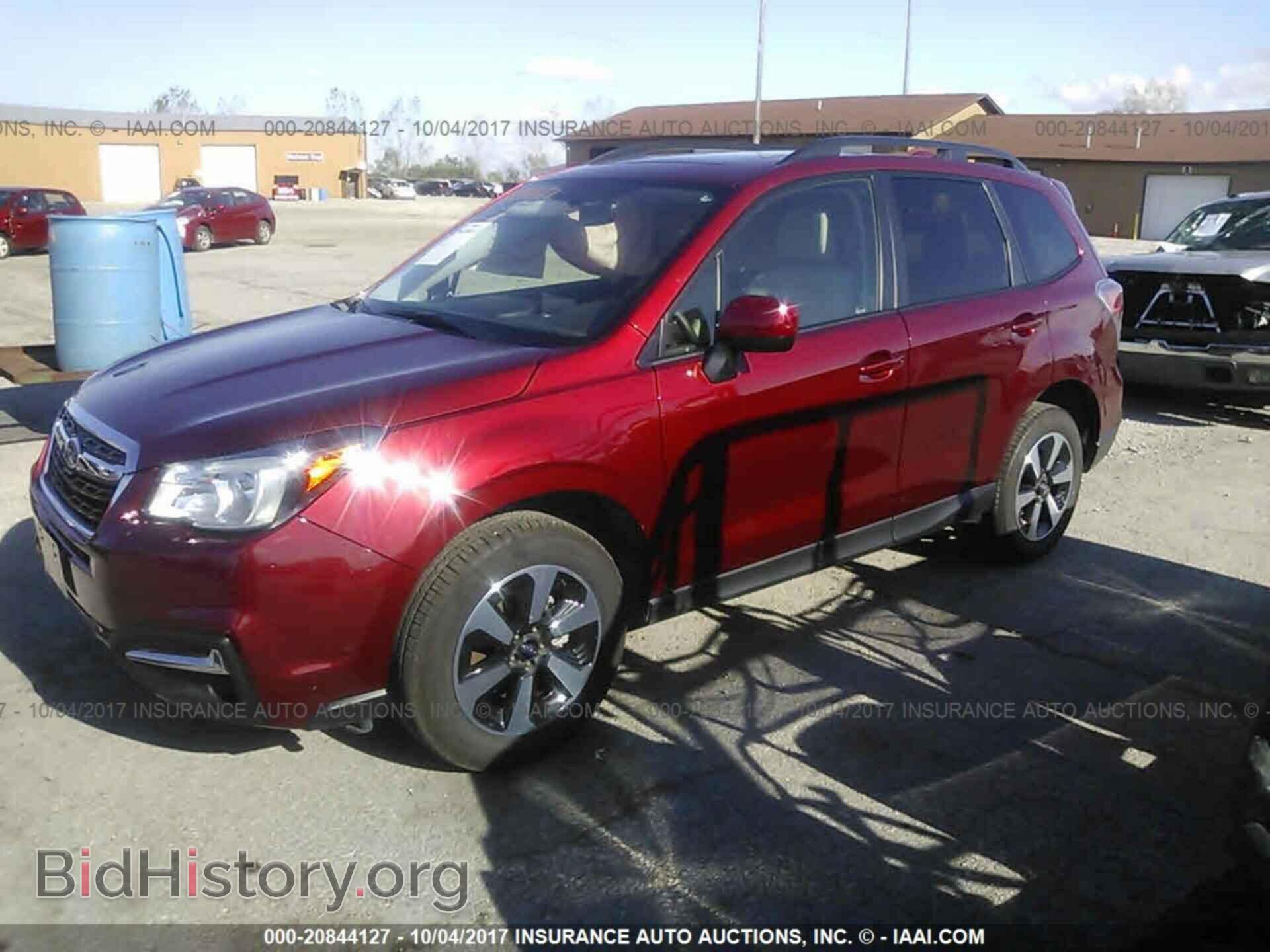 2017 Subaru Forester - VIN: JF2SJAEC6HH512522 - Фото 2