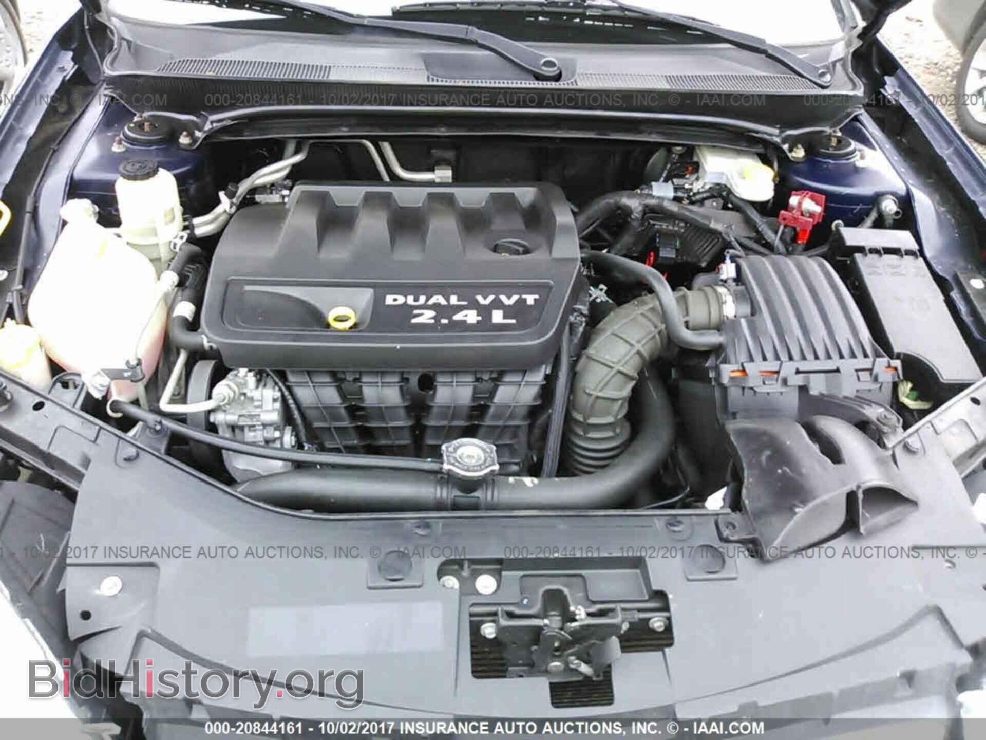 2013 Chrysler 200 - VIN: 1C3CCBBB9DN573975 - Photo 10