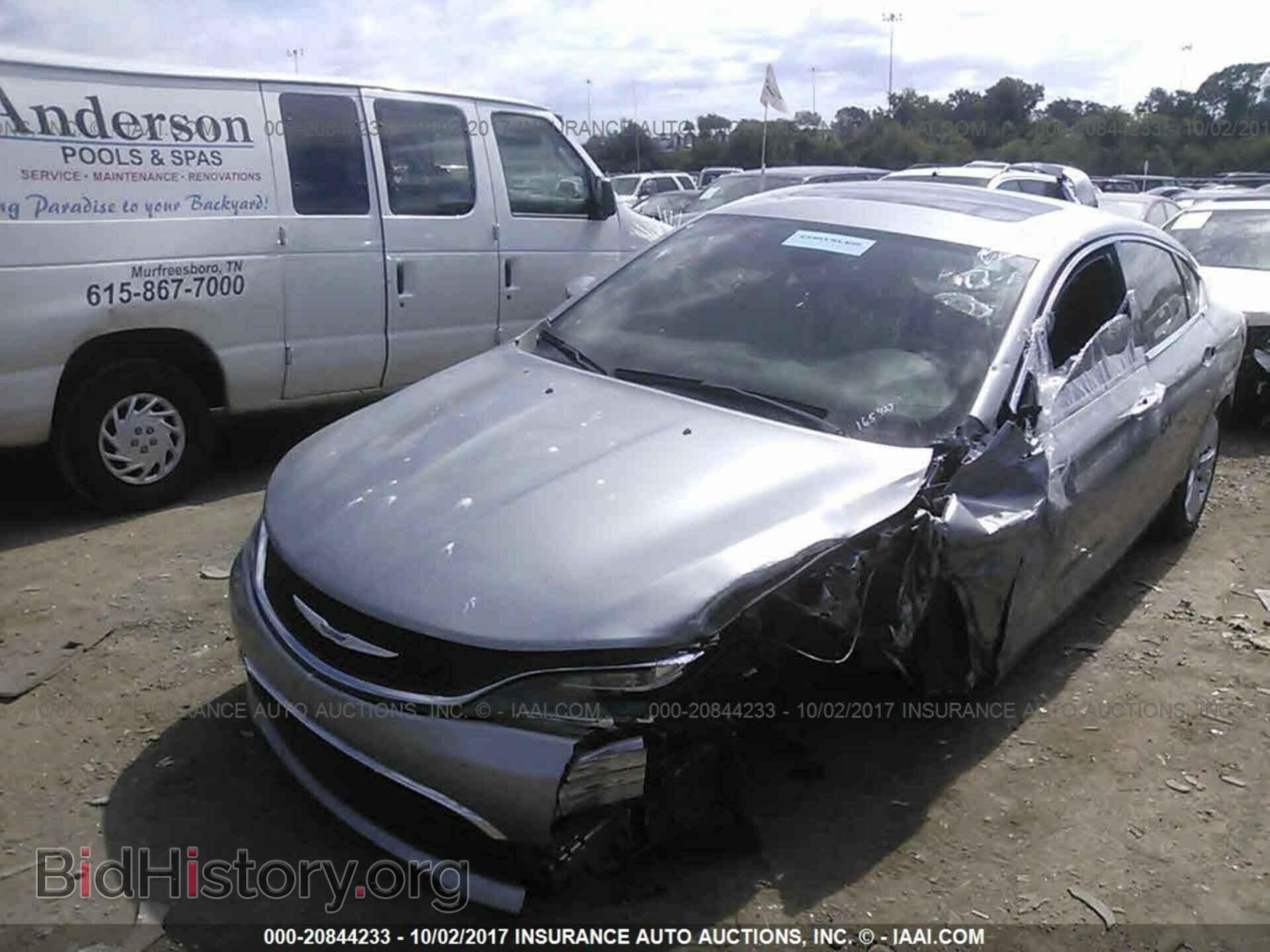 2016 Chrysler 200 - VIN: 1C3CCCAB1GN116766 - Photo 2
