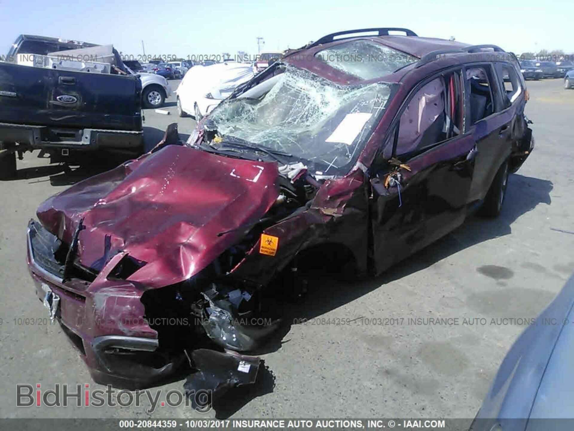 2017 Subaru Forester - VIN: JF2SJAEC4HH571312 - Photo 2