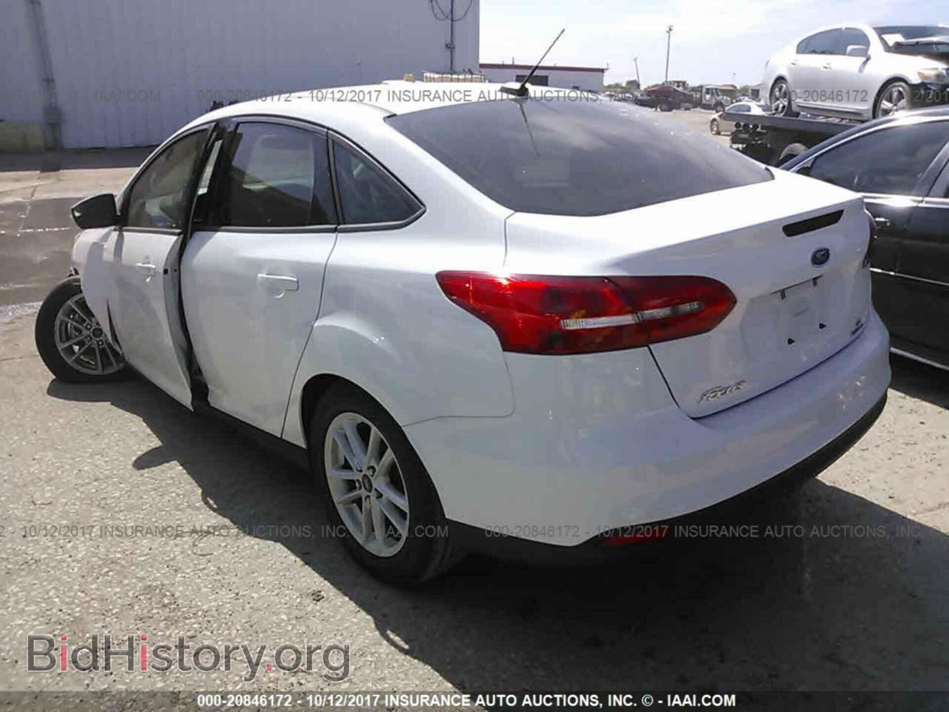 2016 Ford Focus - VIN: 1FADP3F27GL252558 - Фото 3