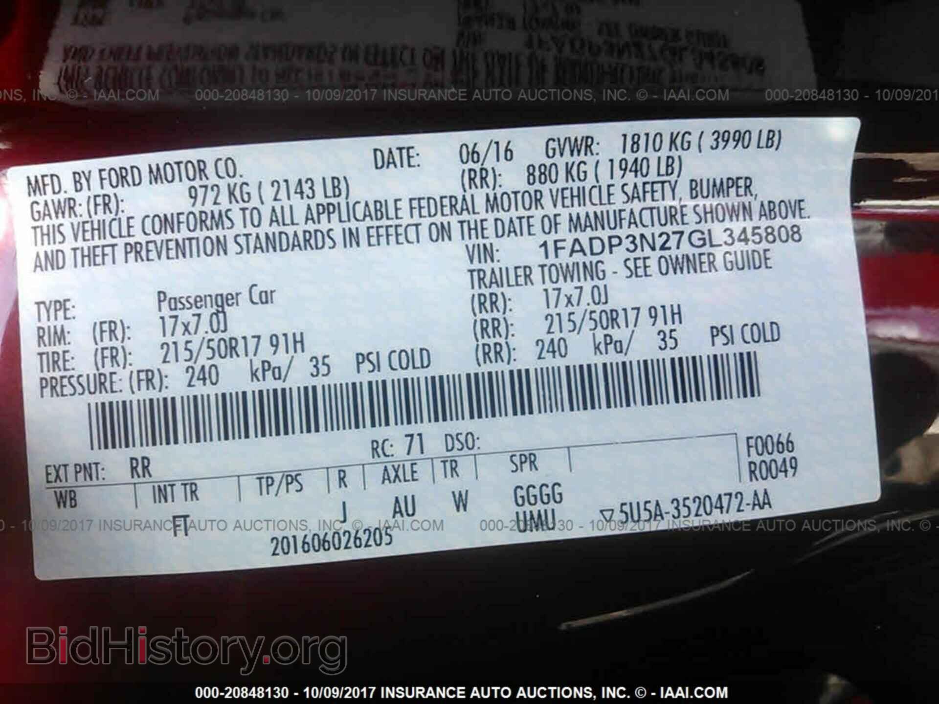 2016 Ford Focus - VIN: 1FADP3N27GL345808 - Photo 9