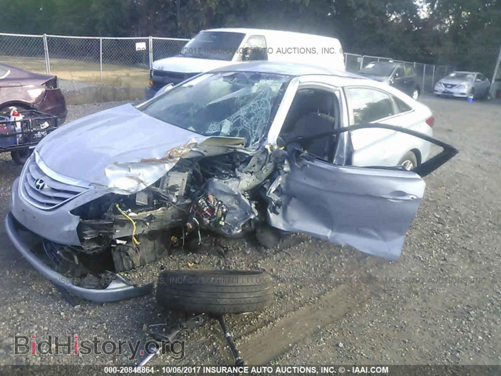 2012 Hyundai Sonata - VIN: 5NPEB4AC7CH491660 - Фото 2