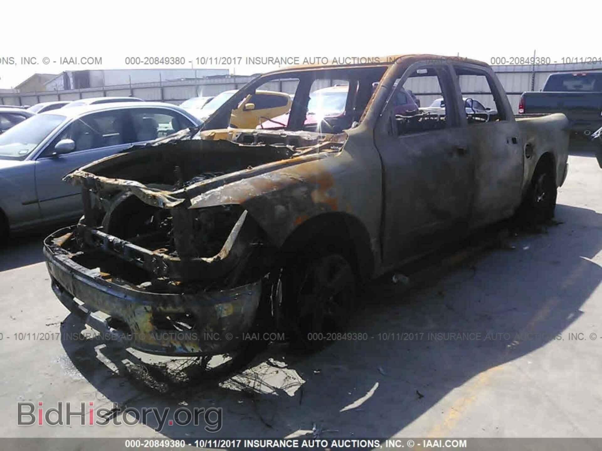 2012 Dodge Ram 1500 - VIN: 1C6RD6LT1CS155421 - Фото 2