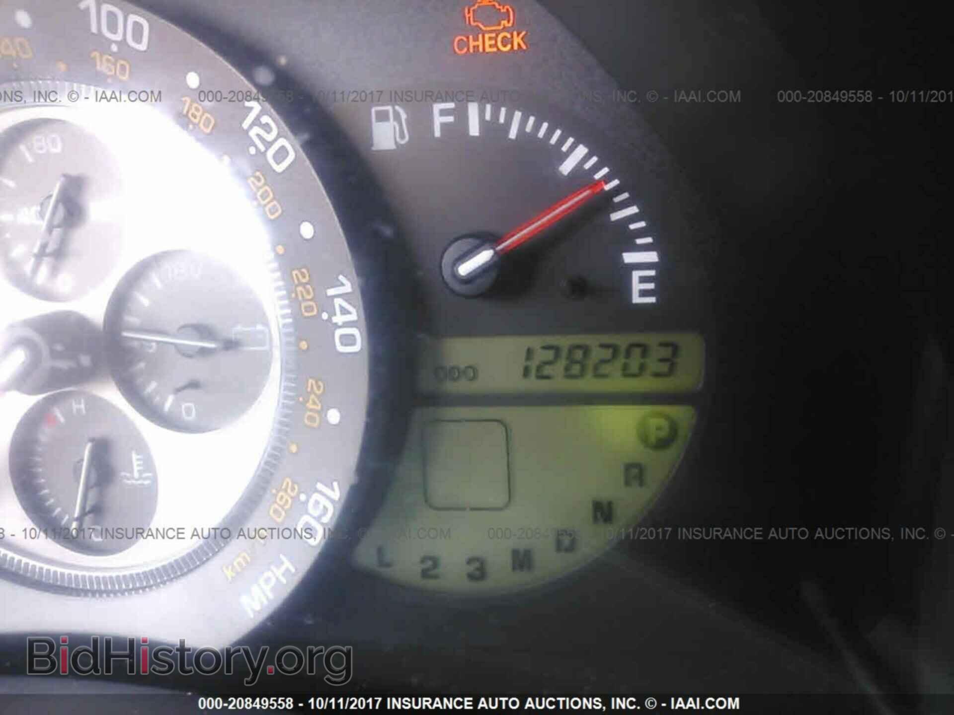 2001 LEXUS IS - VIN: JTHBD182310024379 - Photo 7