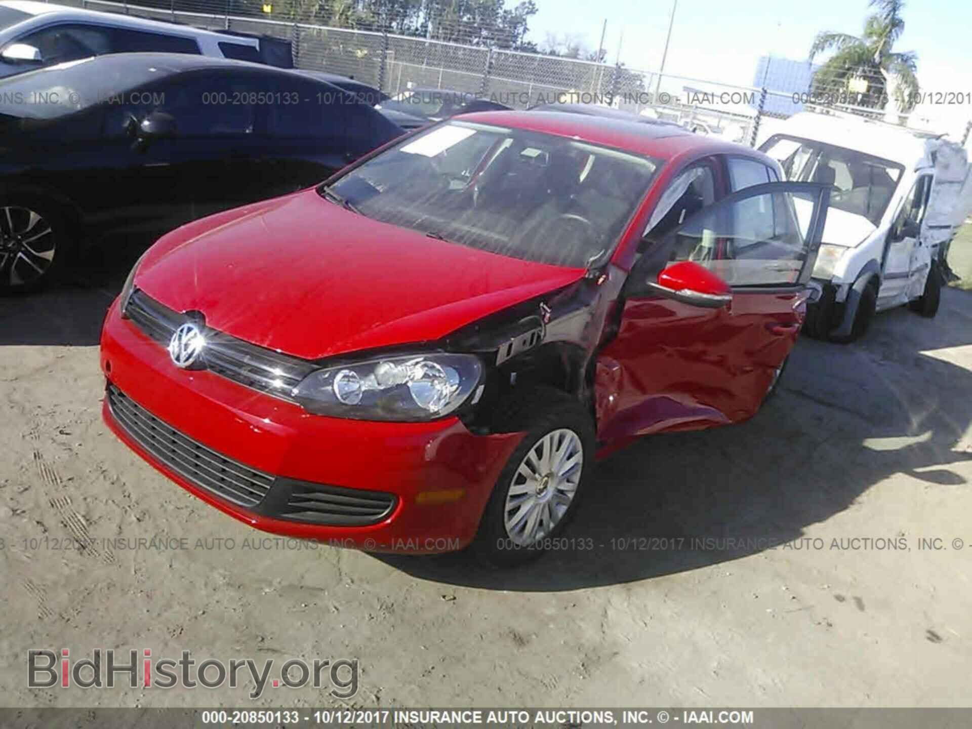2014 Volkswagen Golf - VIN: WVWDB7AJ3EW011347 - Фото 2
