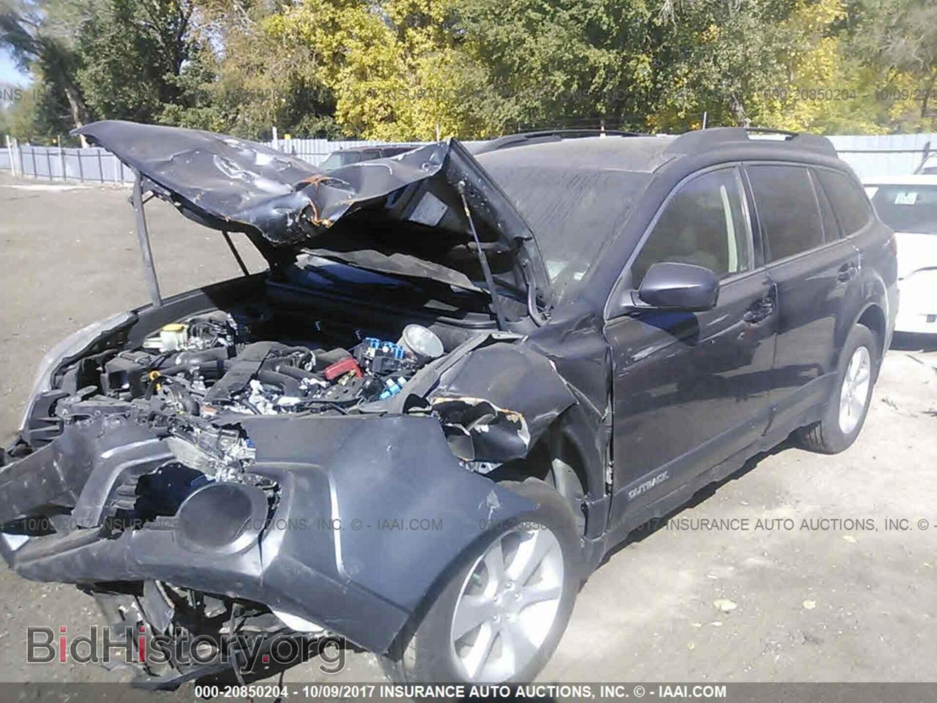 2013 Subaru Outback - VIN: 4S4BRCCC0D3211141 - Фото 2