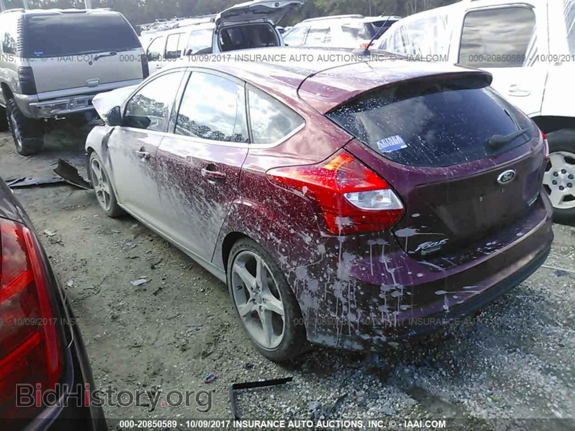 2014 Ford Focus - VIN: 1FADP3N22EL368541 - Photo 3