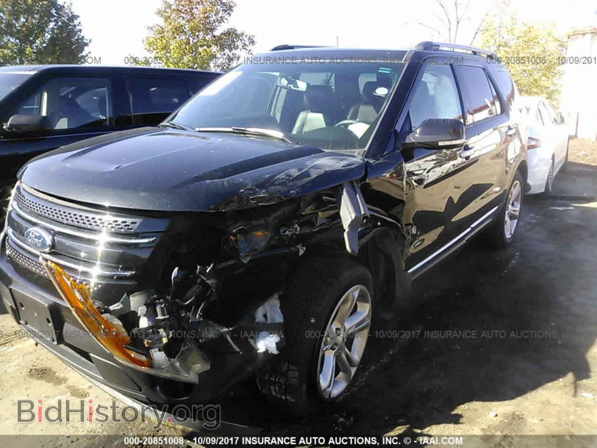 2015 Ford Explorer - VIN: 1FM5K8F89FGC06621 - Photo 2
