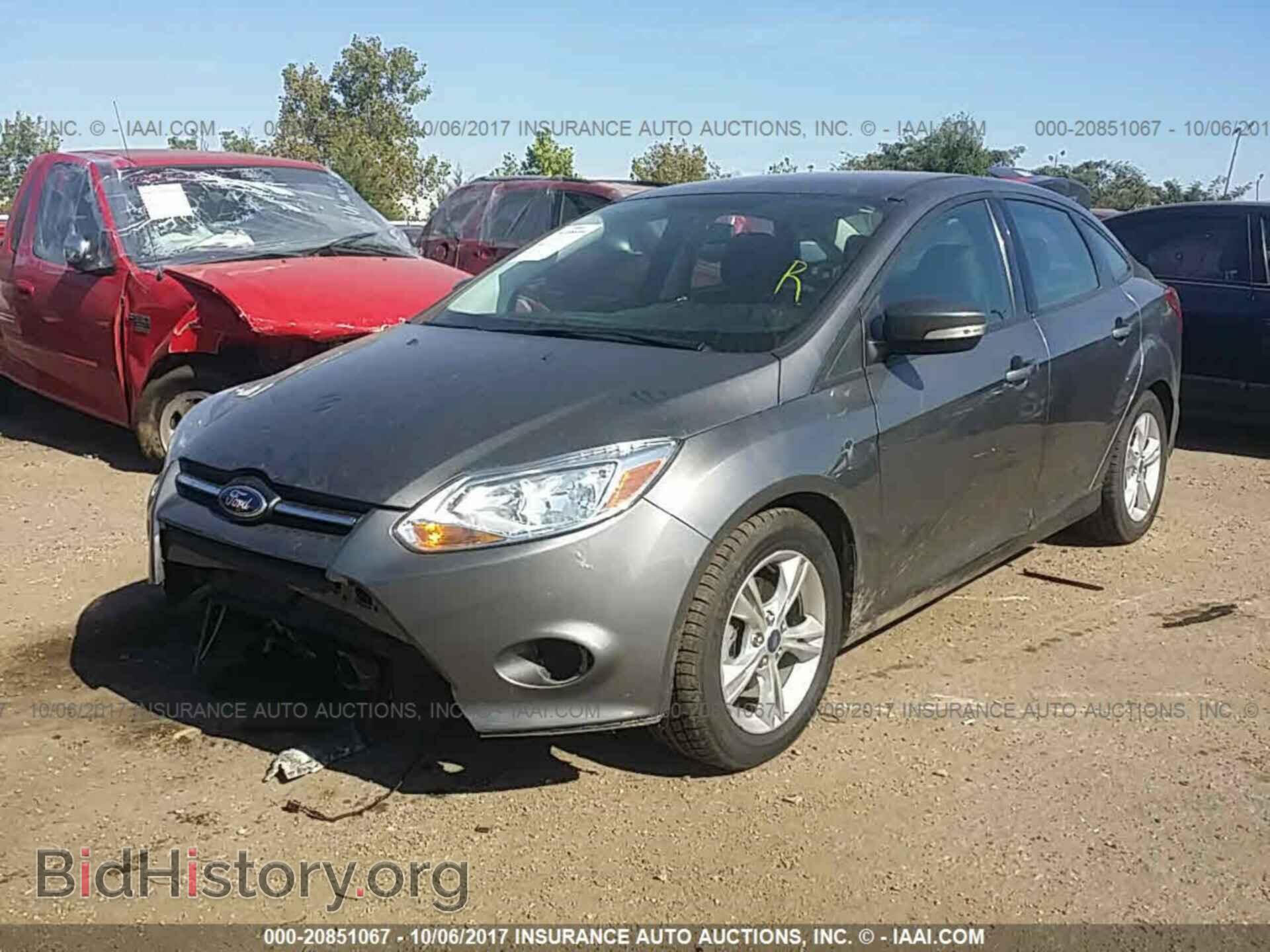 2014 Ford Focus - VIN: 1FADP3F22EL248592 - Photo 2