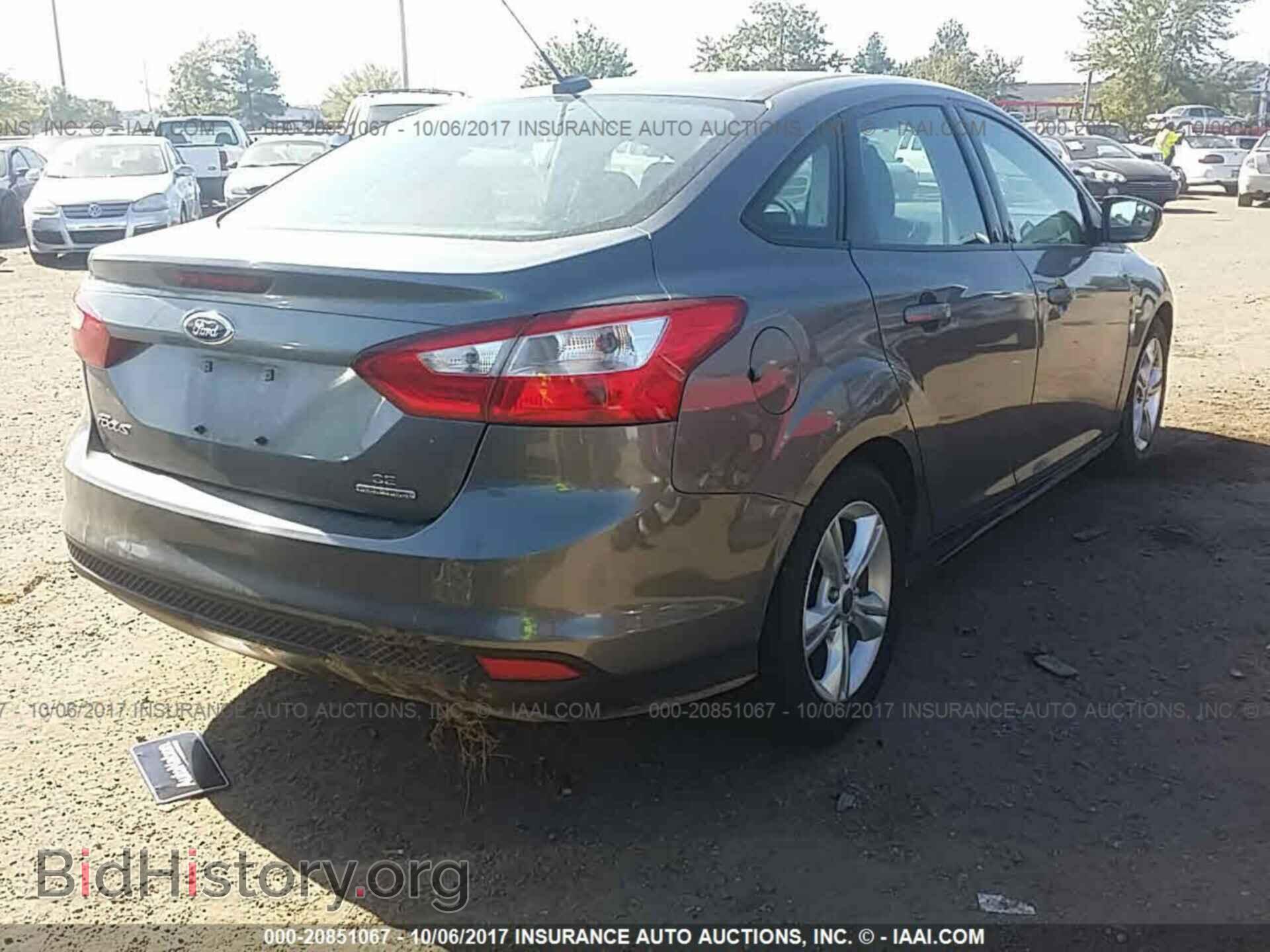 2014 Ford Focus - VIN: 1FADP3F22EL248592 - Photo 4