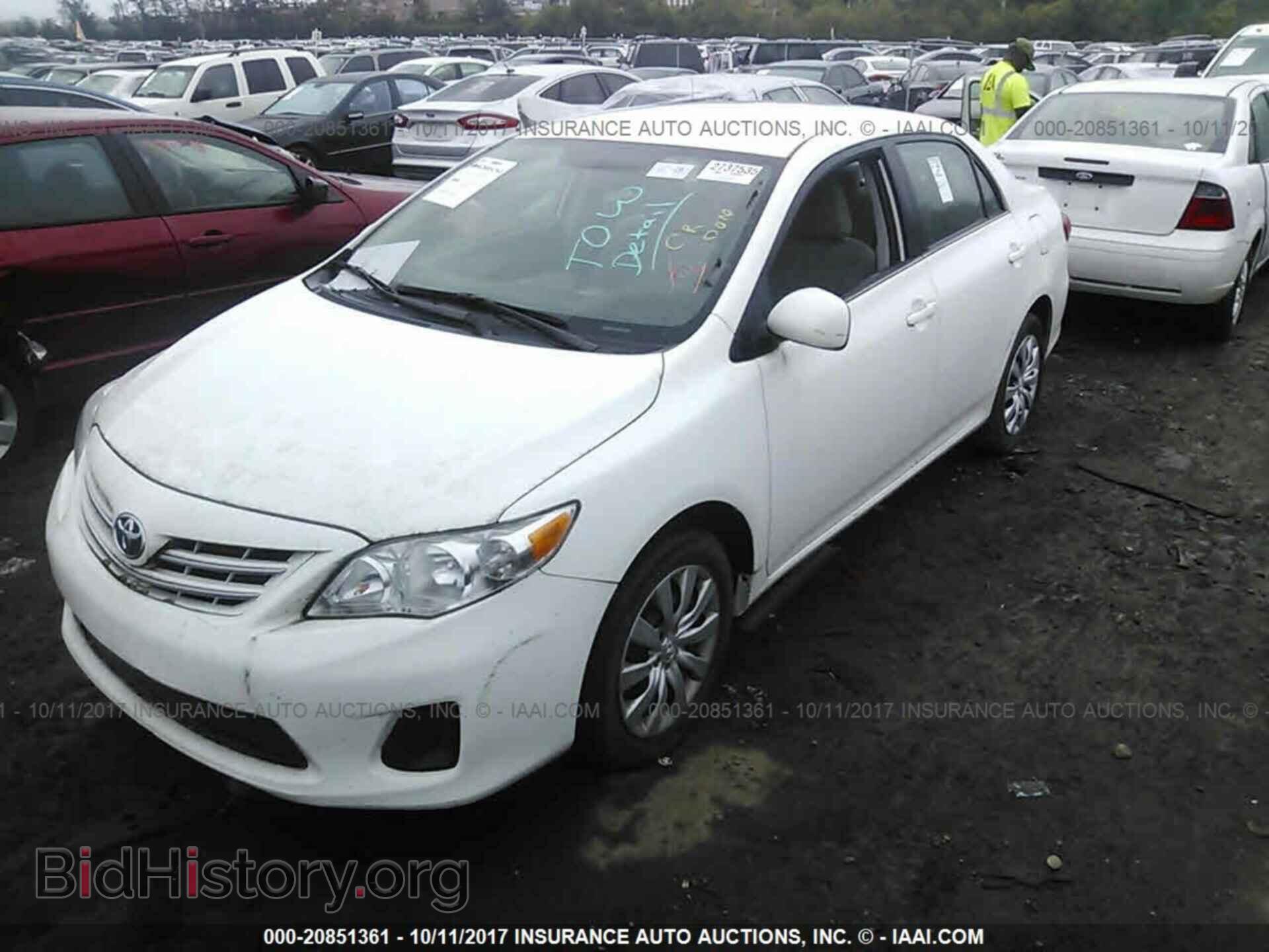 2013 Toyota Corolla - VIN: 2T1BU4EE3DC031862 - Фото 2