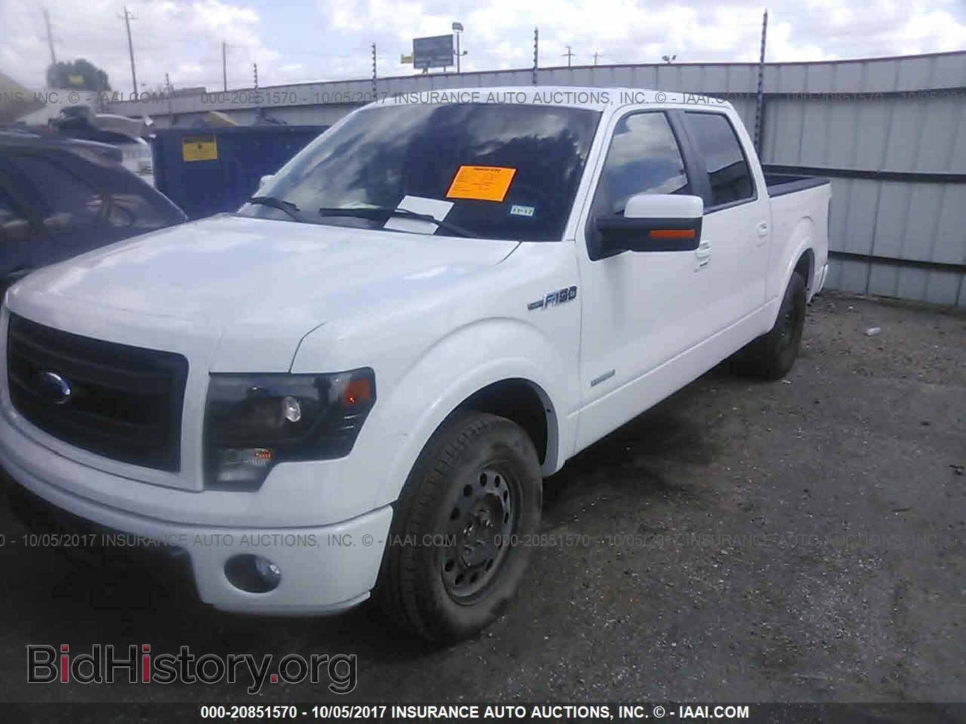 2013 Ford F150 - VIN: 1FTFW1CT3DFD81401 - Фото 2