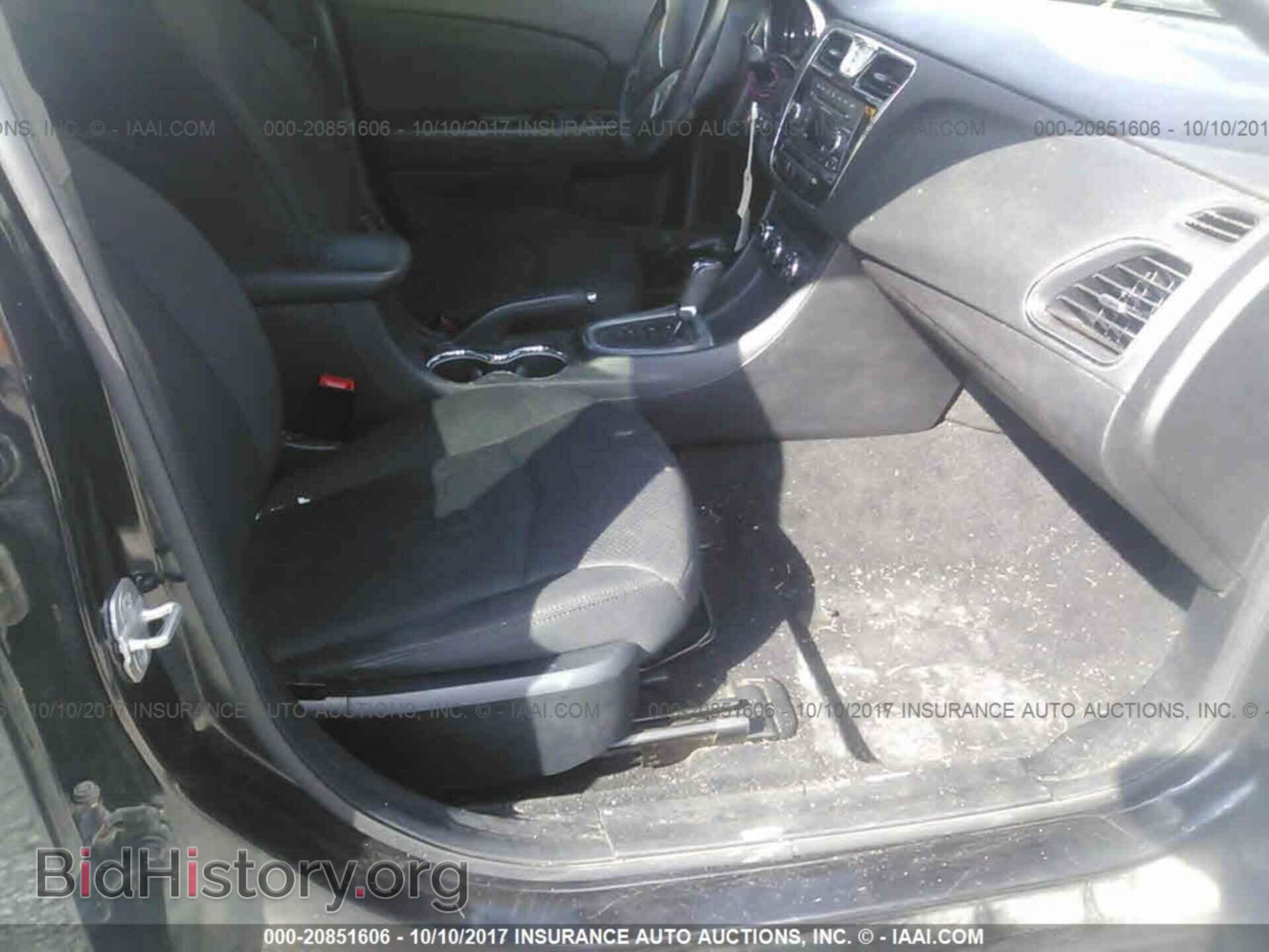 2012 Chrysler 200 - VIN: 1C3CCBBGXCN304619 - Фото 5