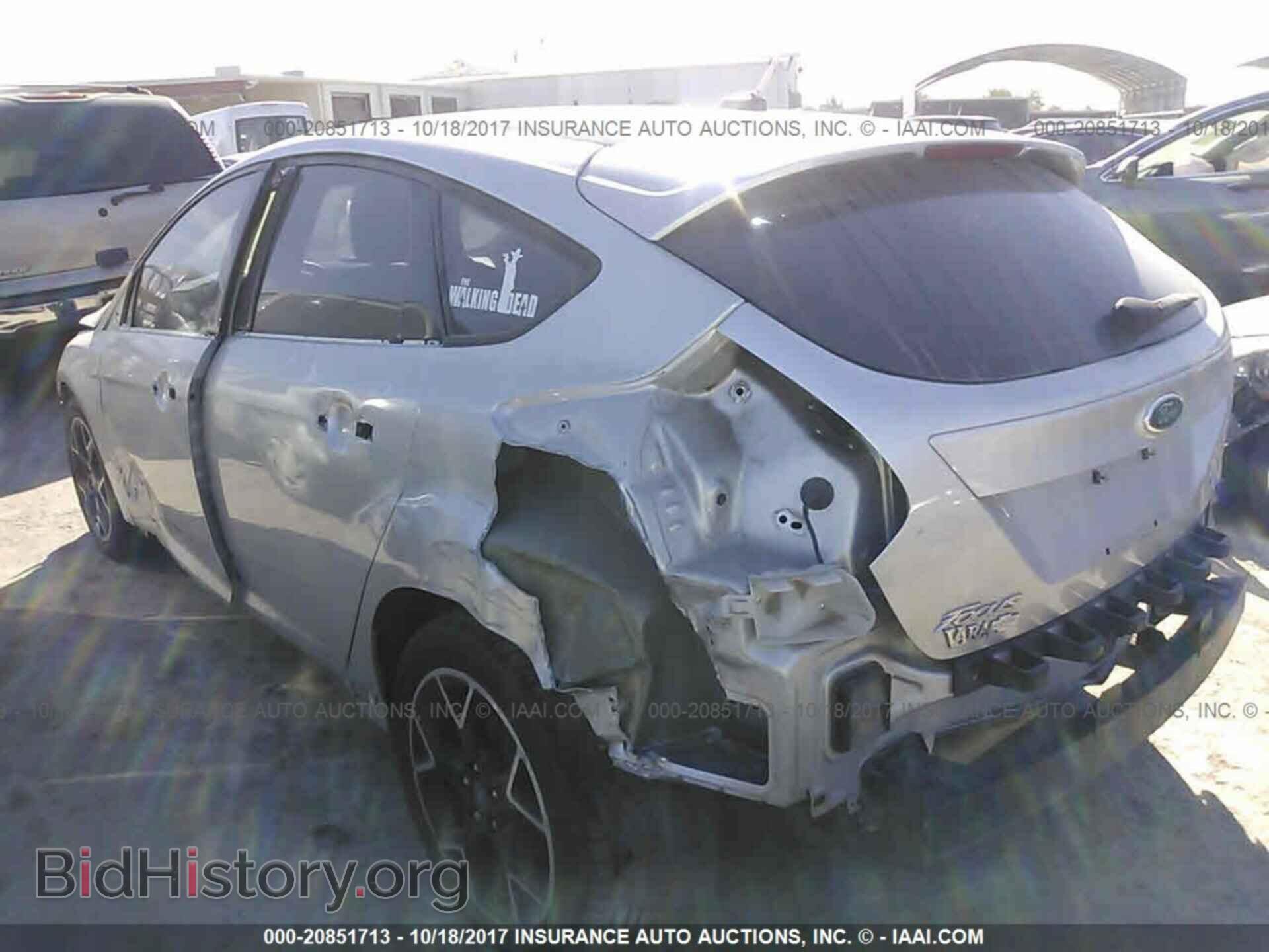 2012 Ford Focus - VIN: 1FAHP3K21CL119618 - Photo 3