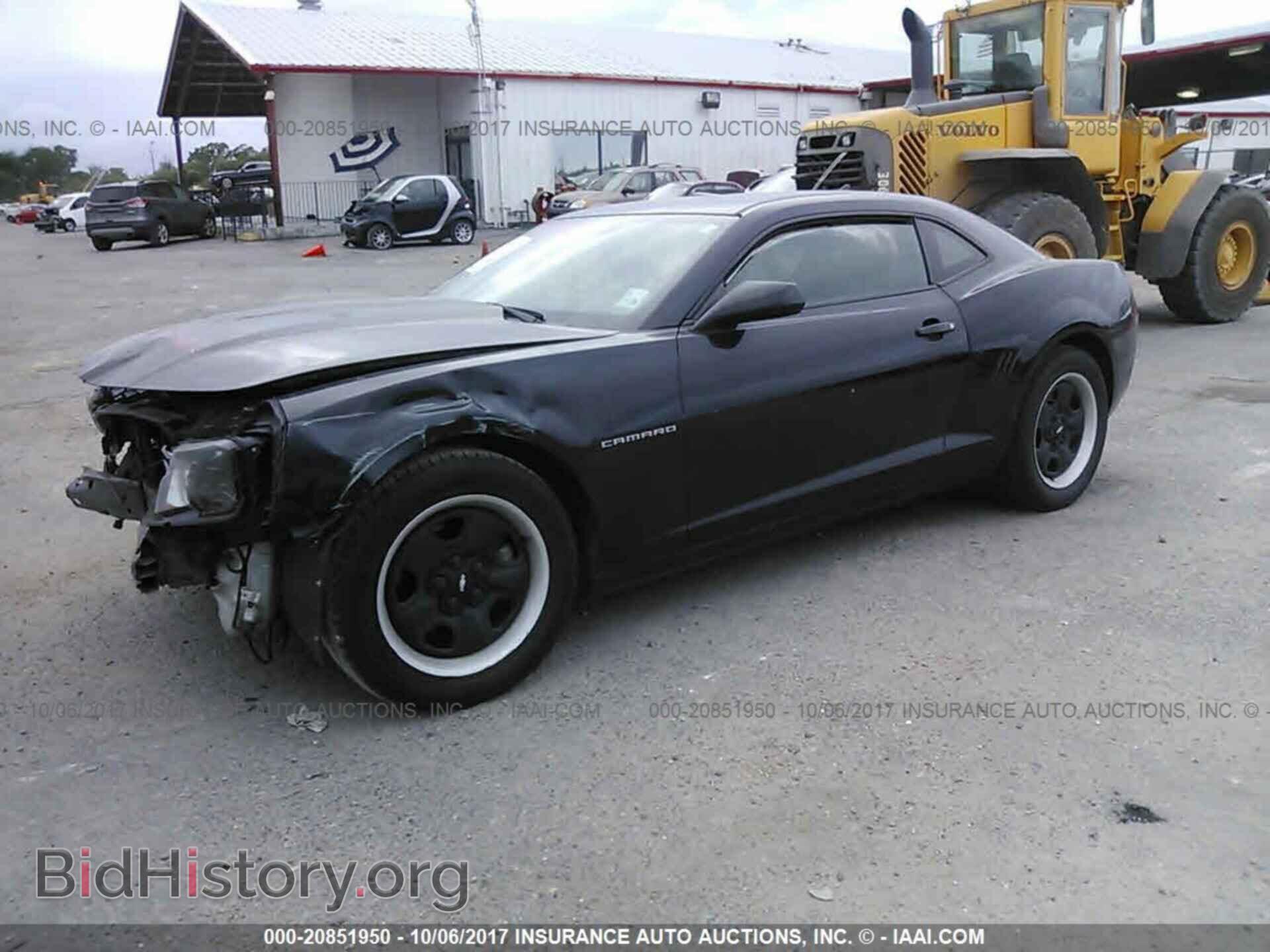 2011 Chevrolet Camaro - VIN: 2G1FA1ED2B9139931 - Фото 2