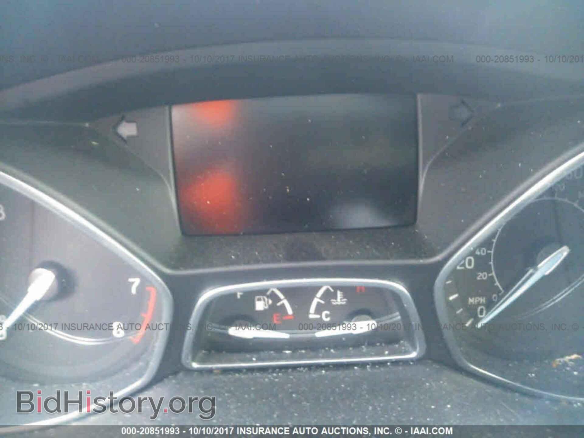 2016 Ford Focus - VIN: 1FADP3F21GL243435 - Photo 7