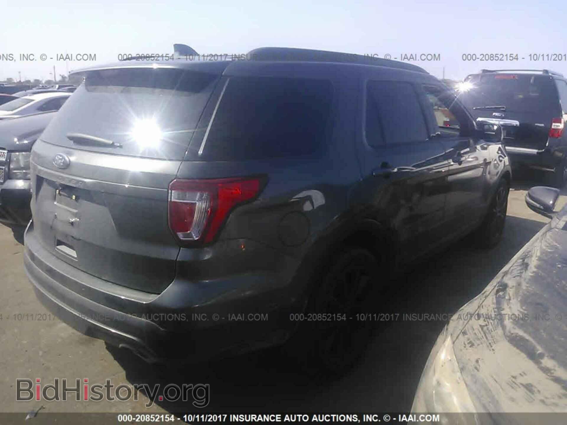 2017 Ford Explorer - VIN: 1FM5K7D87HGB69987 - Photo 4