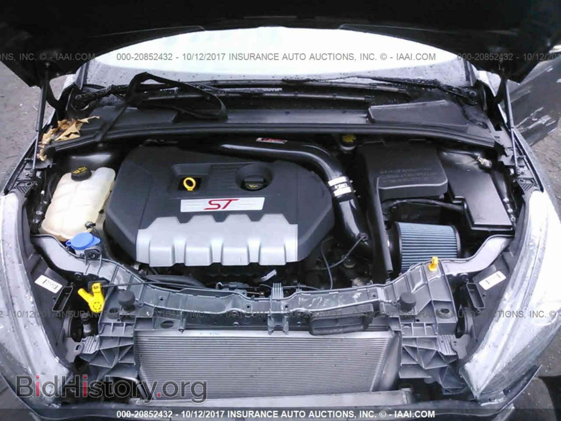 2016 Ford Focus - VIN: 1FADP3L93GL242448 - Photo 10
