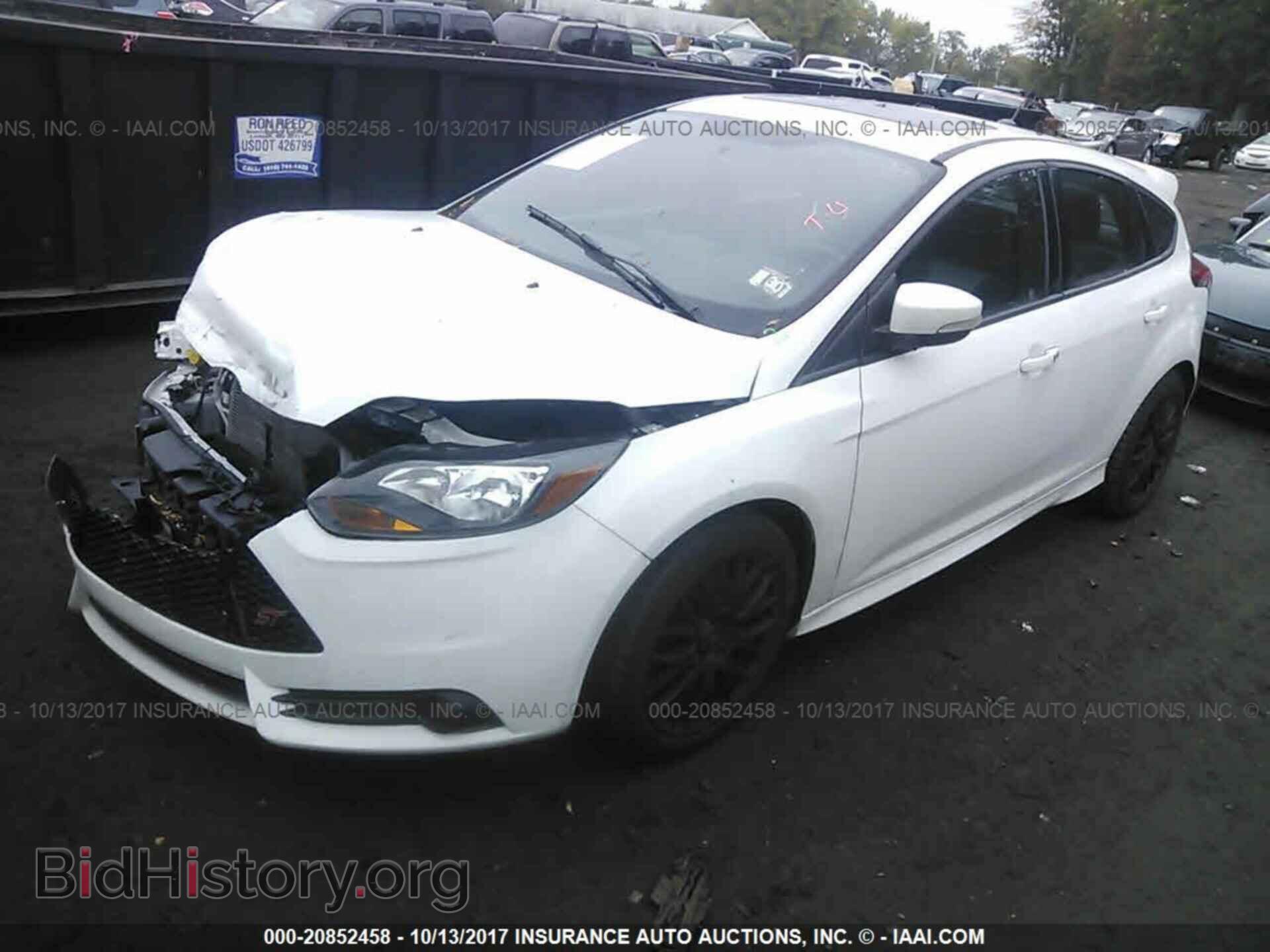 2013 Ford Focus - VIN: 1FADP3L91DL364835 - Photo 2