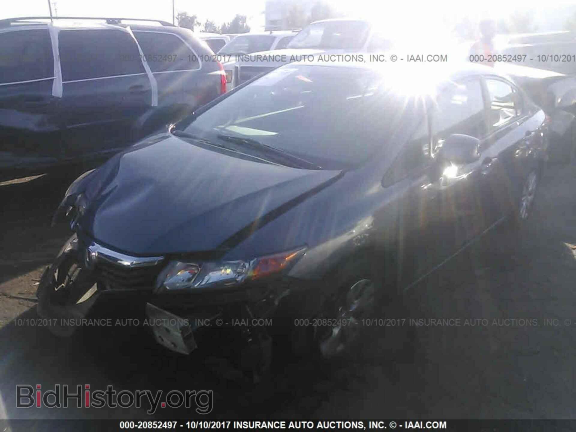 2012 Honda Civic - VIN: 19XFB2F51CE346315 - Фото 2