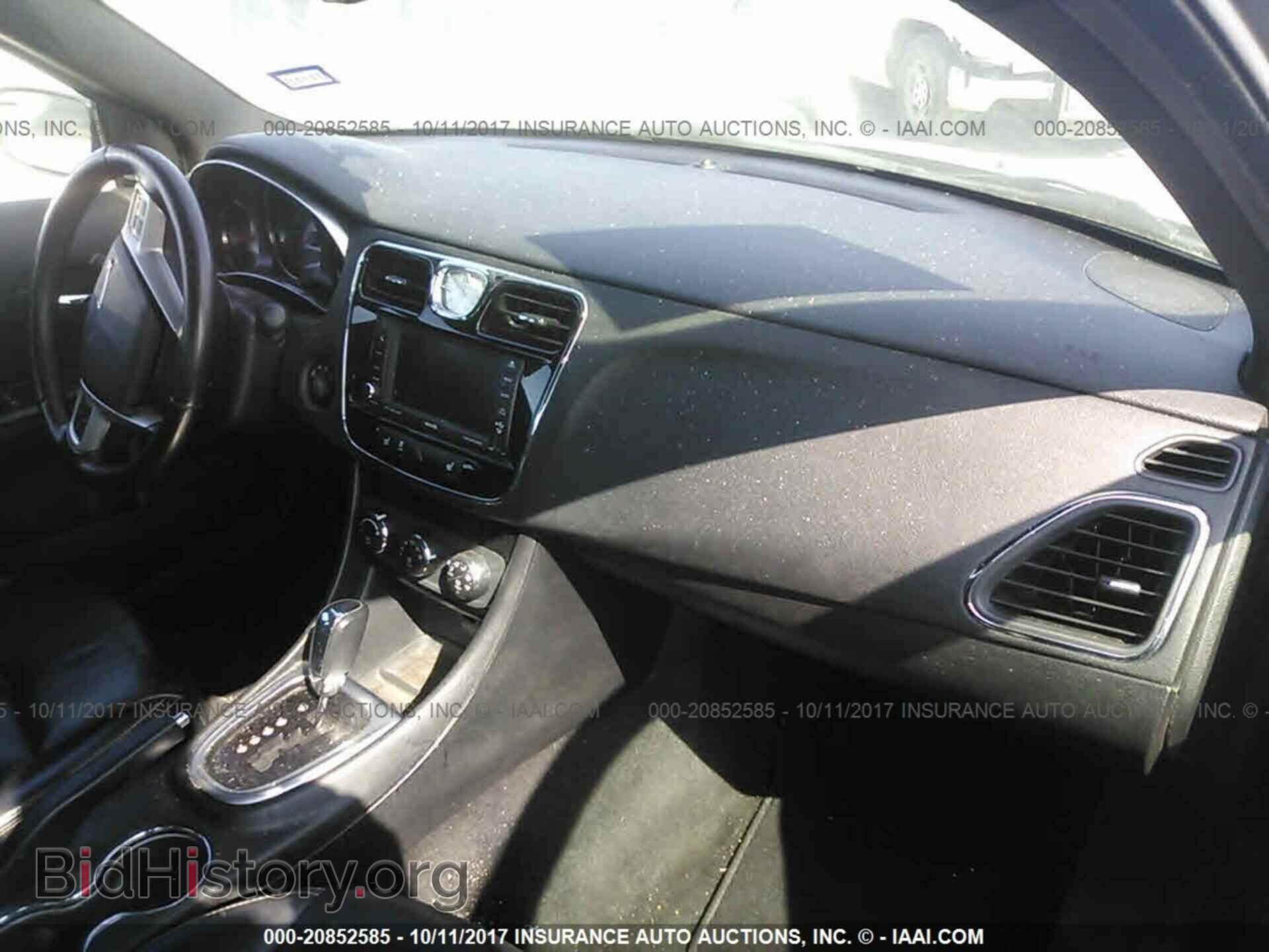2011 Chrysler 200 - VIN: 1C3BC2FG9BN516190 - Фото 5