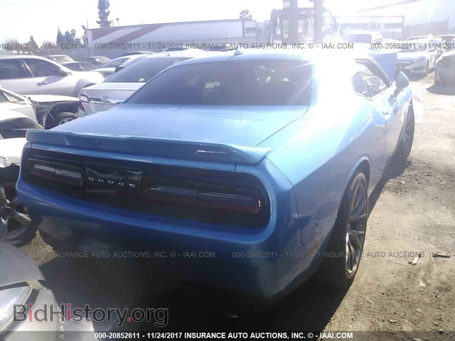 2015 Dodge Challenger - VIN: 2C3CDZDJ5FH782975 - Photo 4
