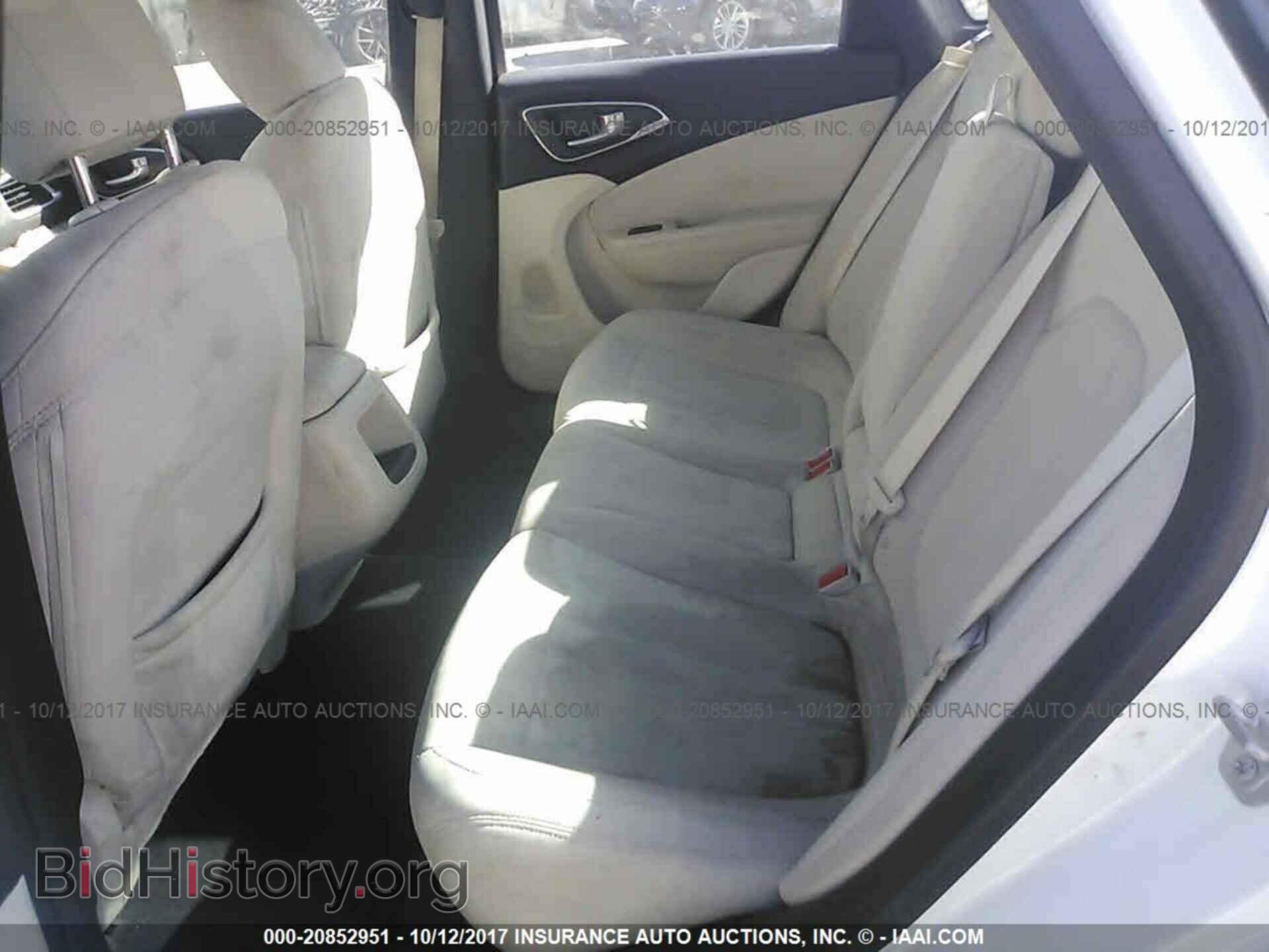 2015 Chrysler 200 - VIN: 1C3CCCAB2FN674544 - Photo 8