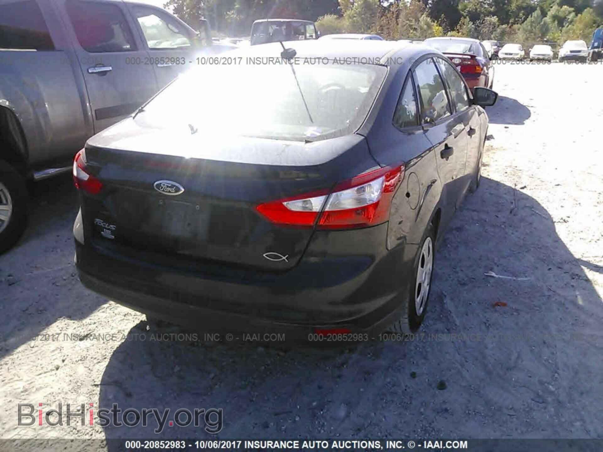 2012 Ford Focus - VIN: 1FAHP3E29CL219669 - Фото 4