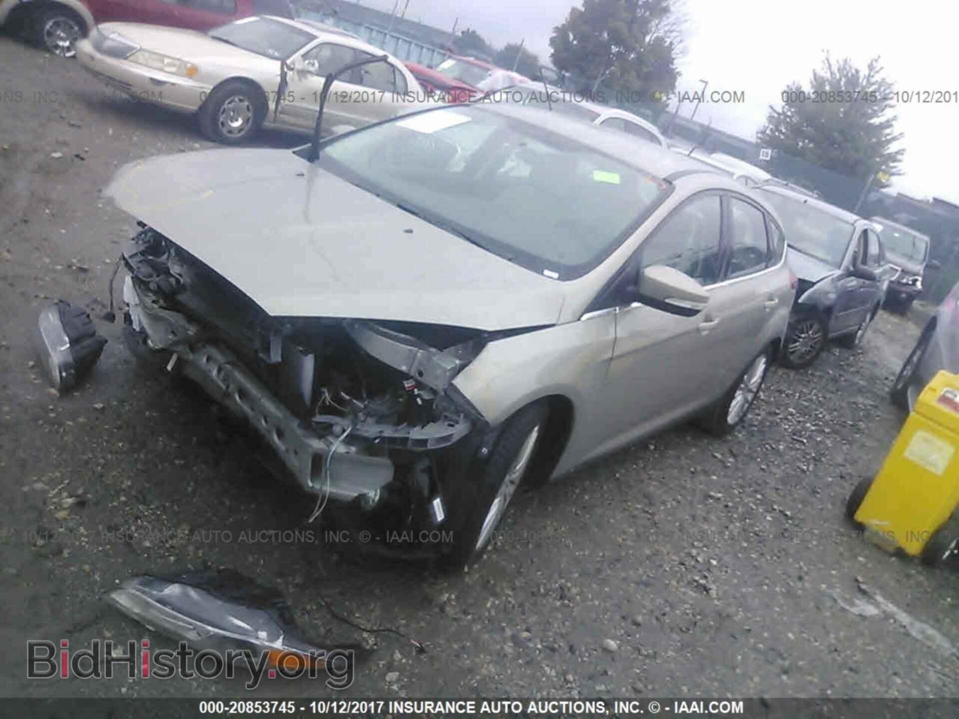 2015 Ford Focus - VIN: 1FADP3N25FL333039 - Фото 2
