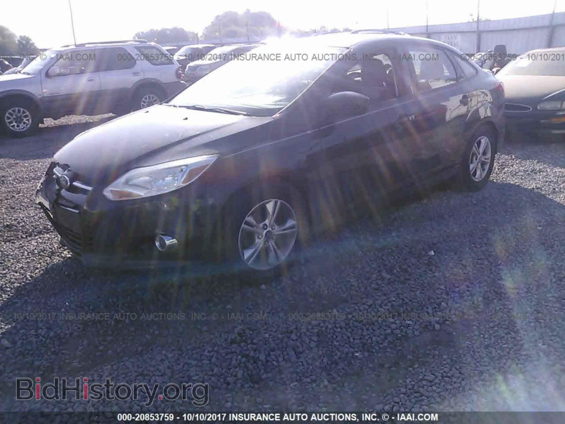 2012 Ford Focus - VIN: 1FAHP3F20CL214827 - Фото 2