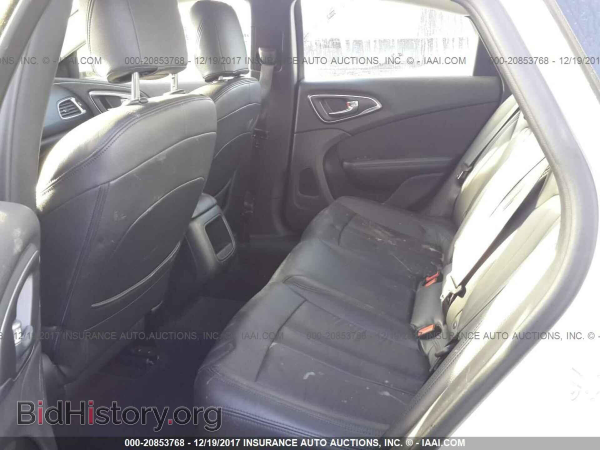 2015 Chrysler 200 - VIN: 1C3CCCABXFN559559 - Фото 8