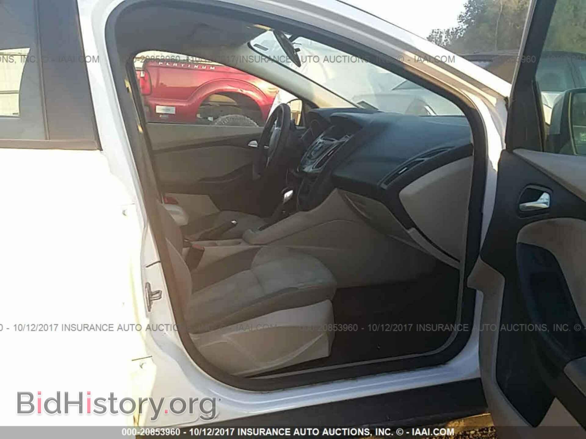 2013 Ford Focus - VIN: 1FADP3F25DL129563 - Photo 5