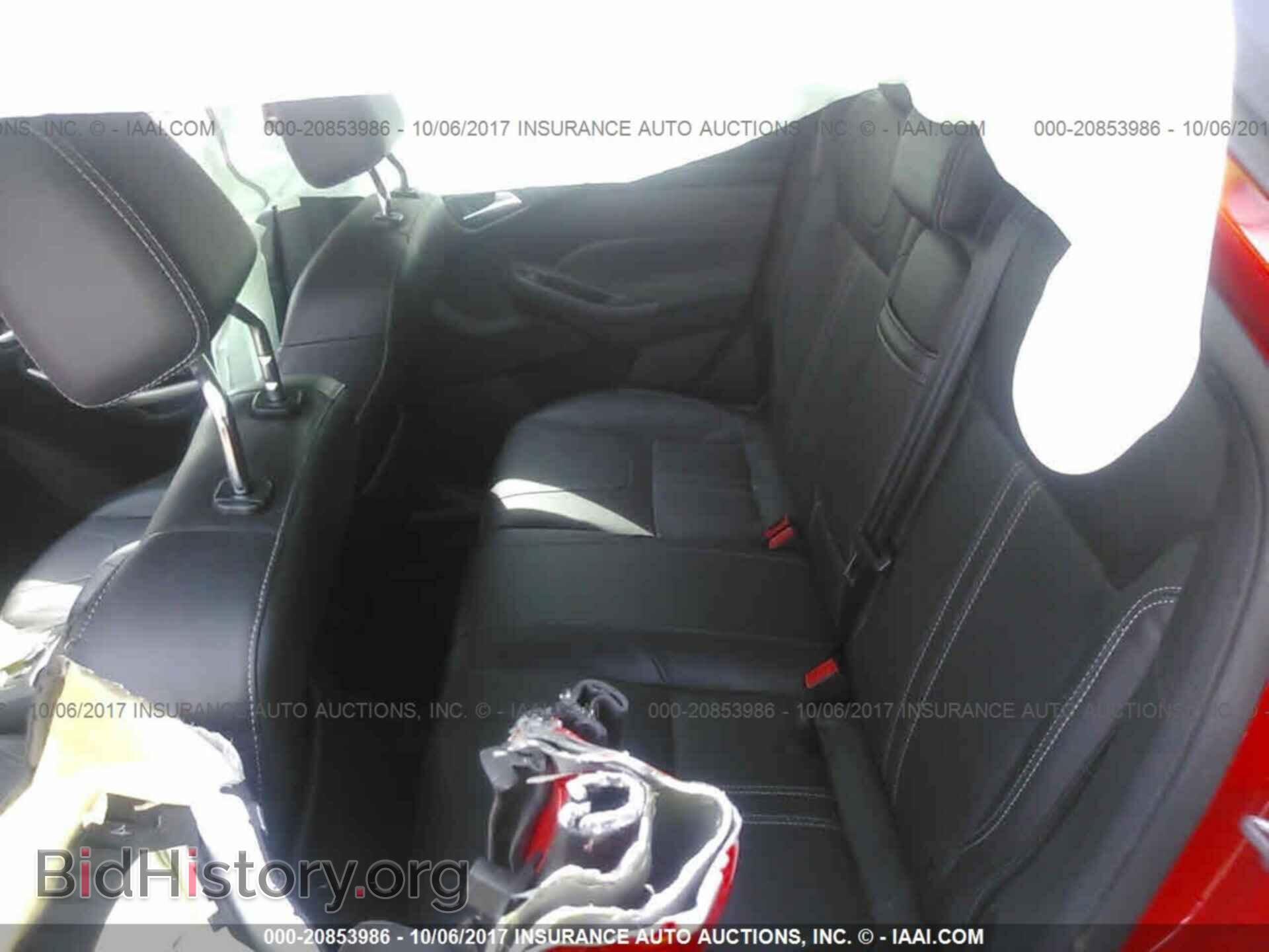 2012 Ford Focus - VIN: 1FAHP3M29CL353079 - Photo 8