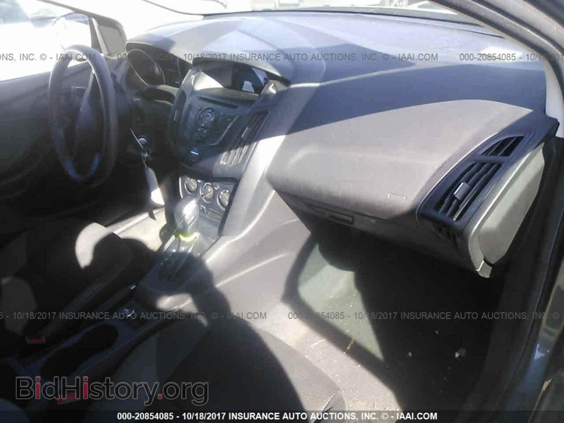 2012 Ford Focus - VIN: 1FAHP3E2XCL323362 - Photo 5