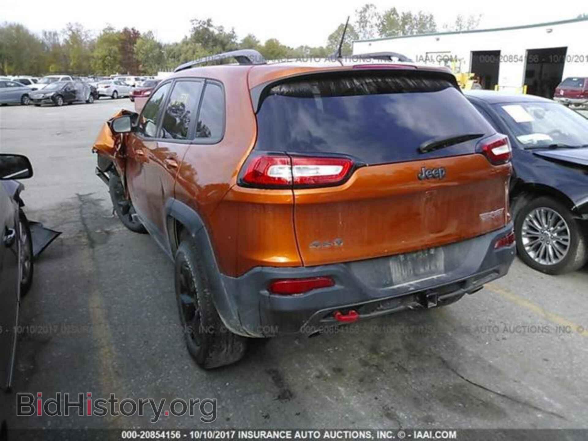 2015 Jeep Cherokee - VIN: 1C4PJMBS3FW625841 - Фото 3