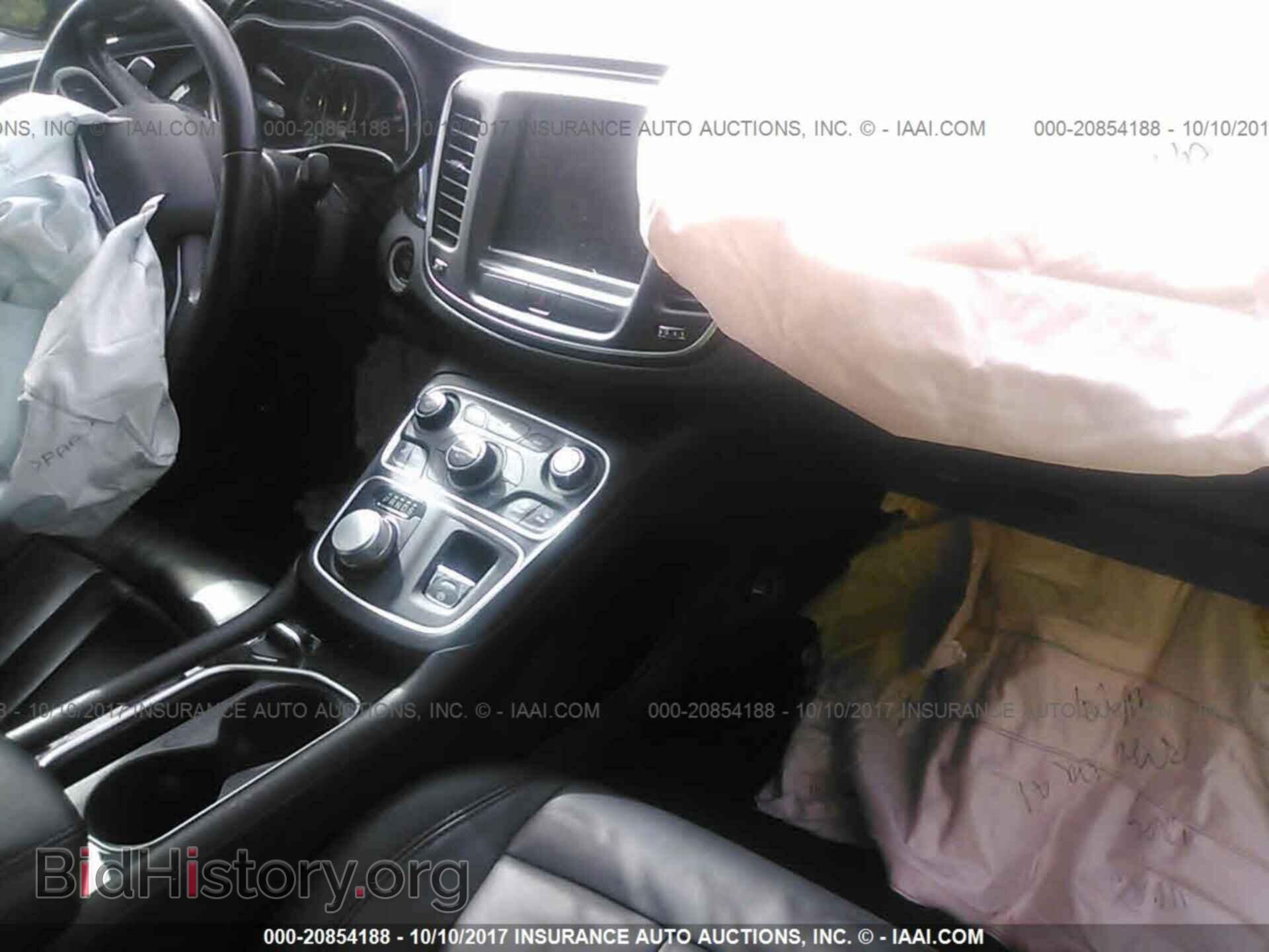 2015 Chrysler 200 - VIN: 1C3CCCCG9FN519885 - Фото 5