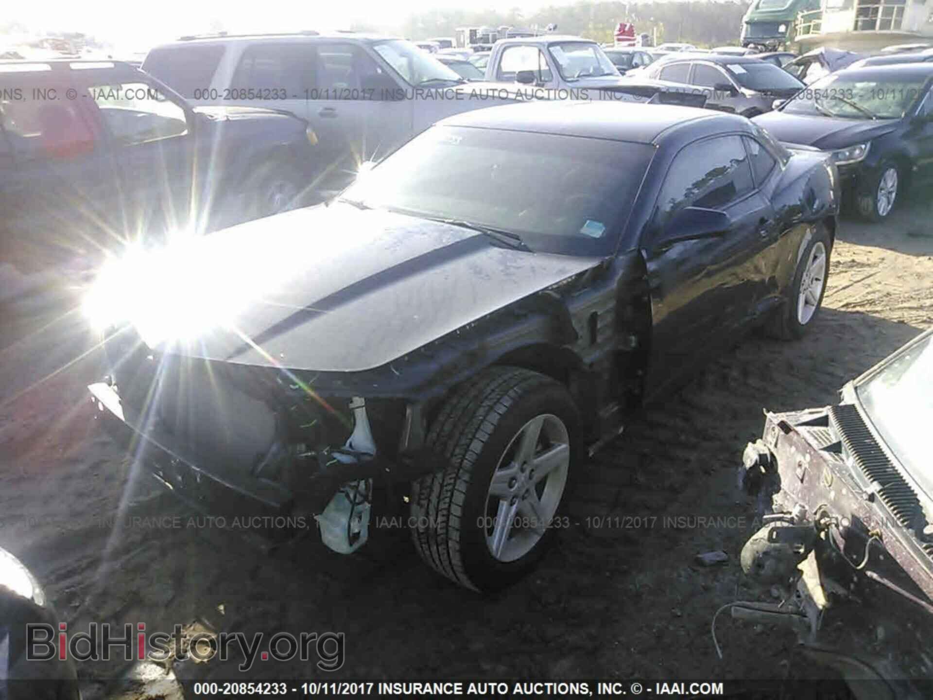 2012 Chevrolet Camaro - VIN: 2G1FB1E32C9118213 - Фото 2