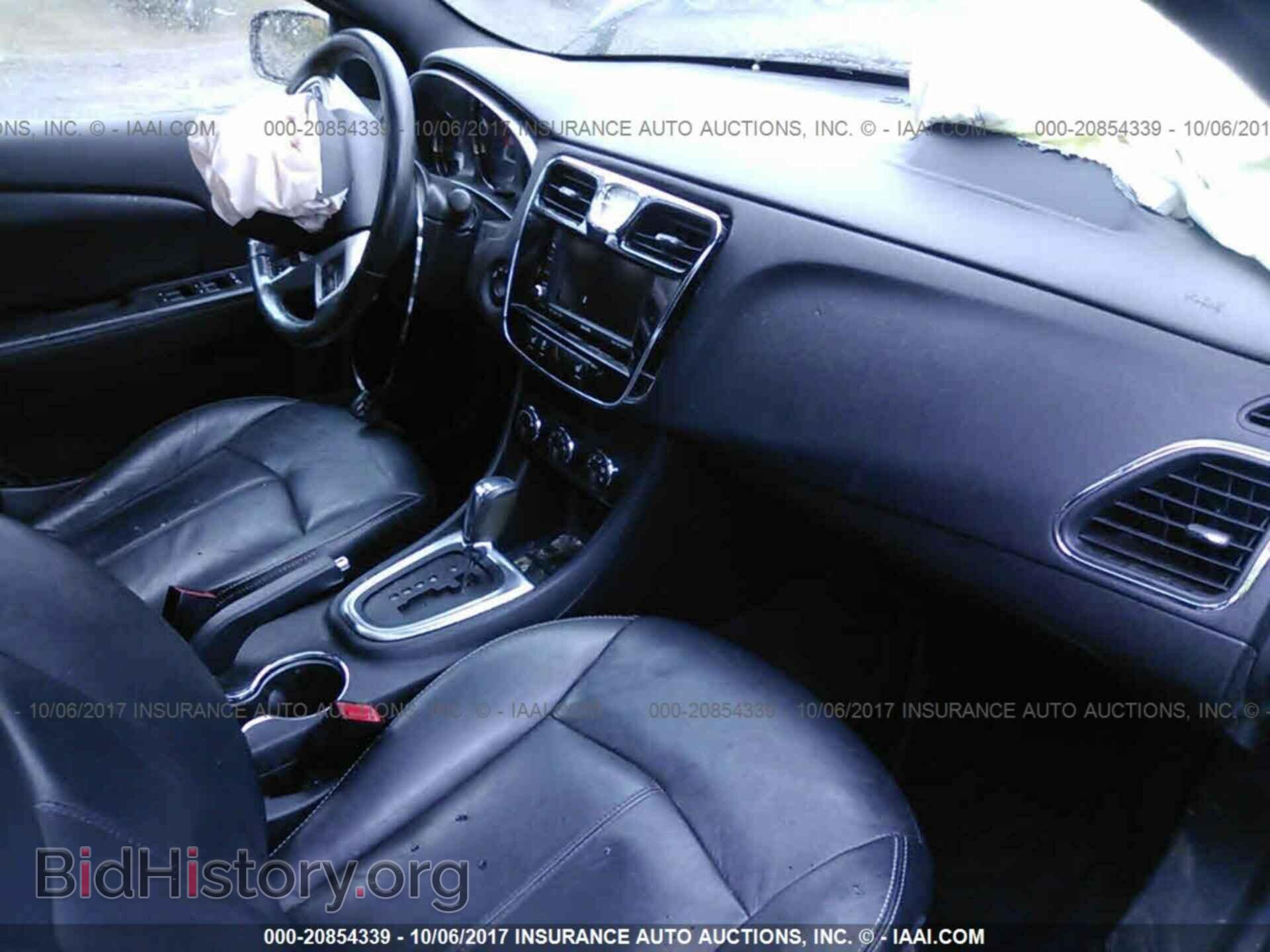 2011 Chrysler 200 - VIN: 1C3BC2FBXBN595325 - Фото 5