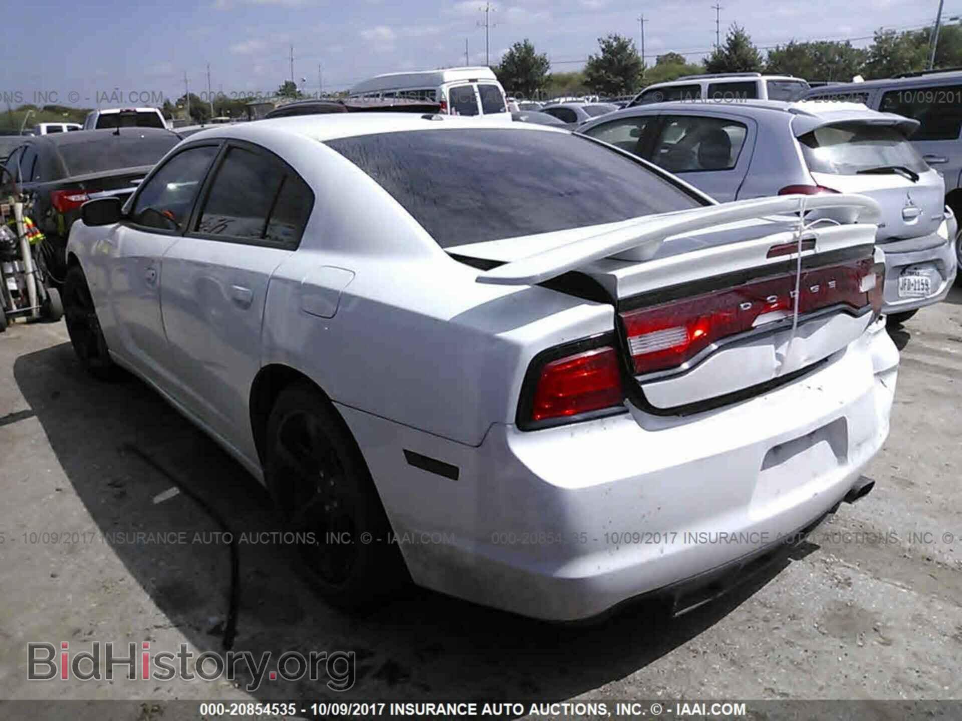 2014 Dodge Charger - VIN: 2C3CDXCT0EH235120 - Photo 3