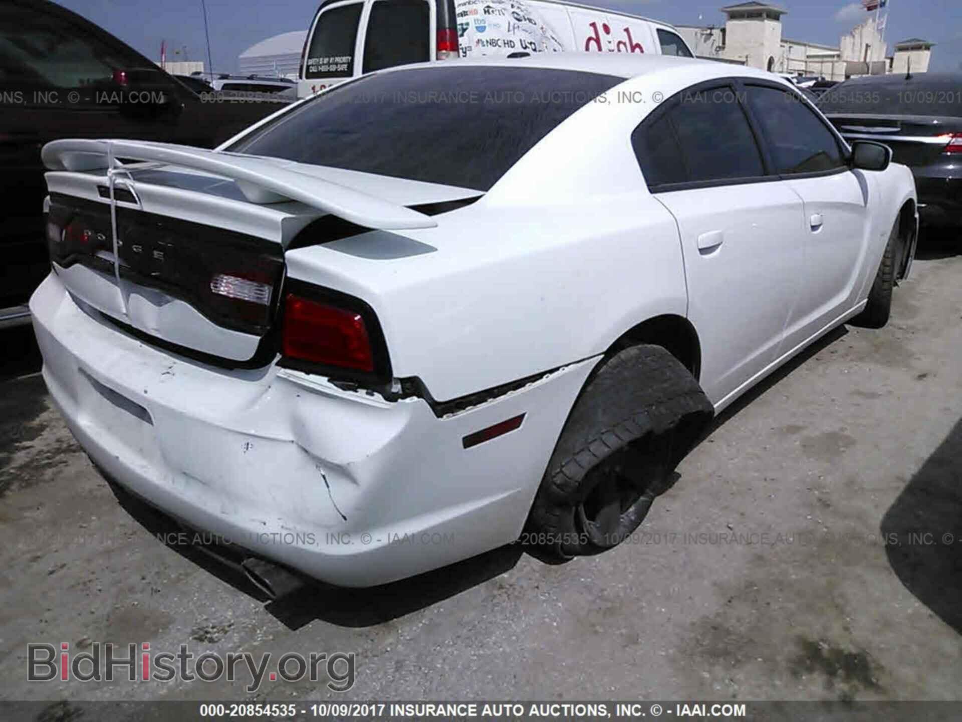 2014 Dodge Charger - VIN: 2C3CDXCT0EH235120 - Photo 4