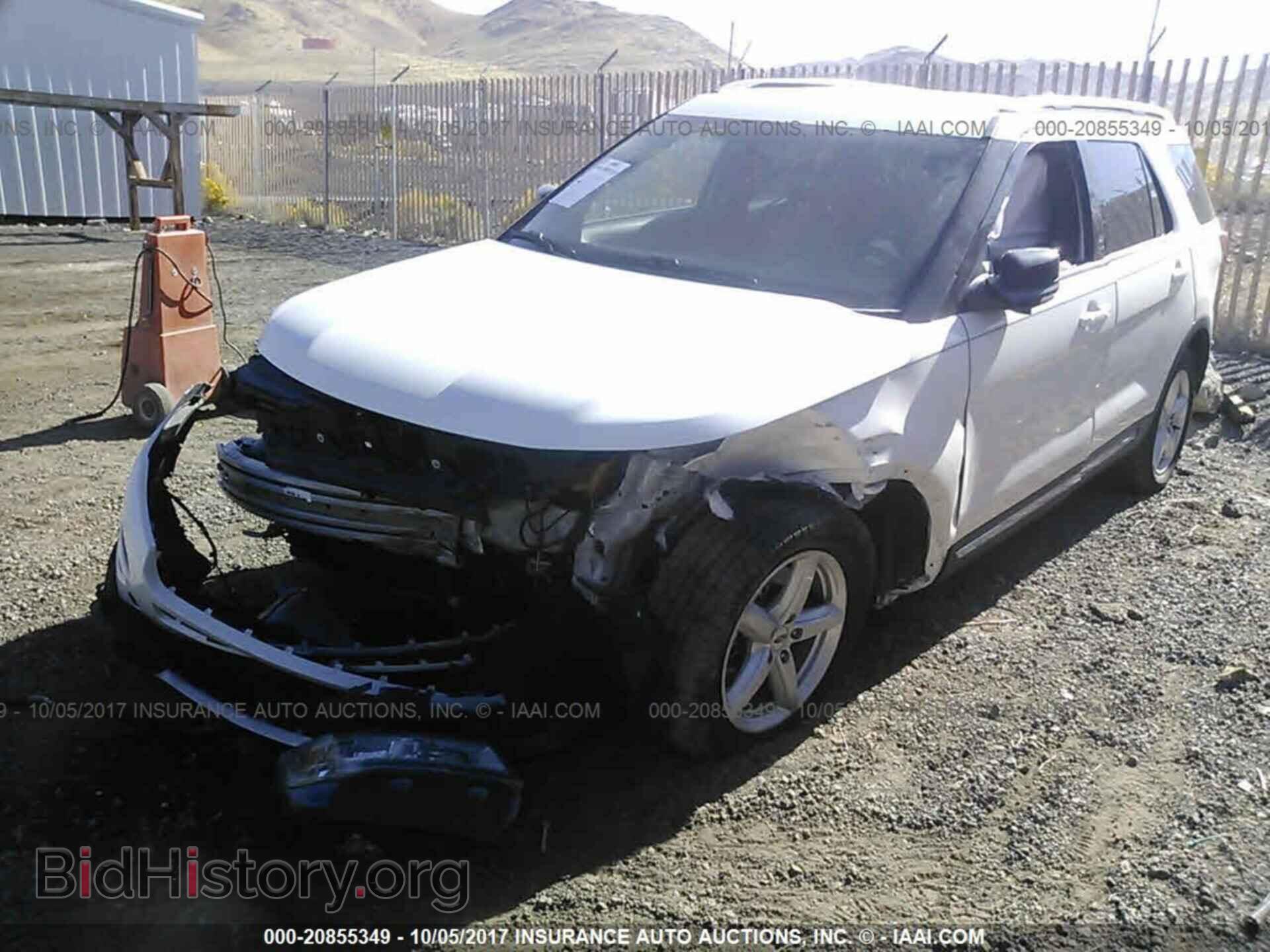 2016 Ford Explorer - VIN: 1FM5K8D88GGB18423 - Фото 2