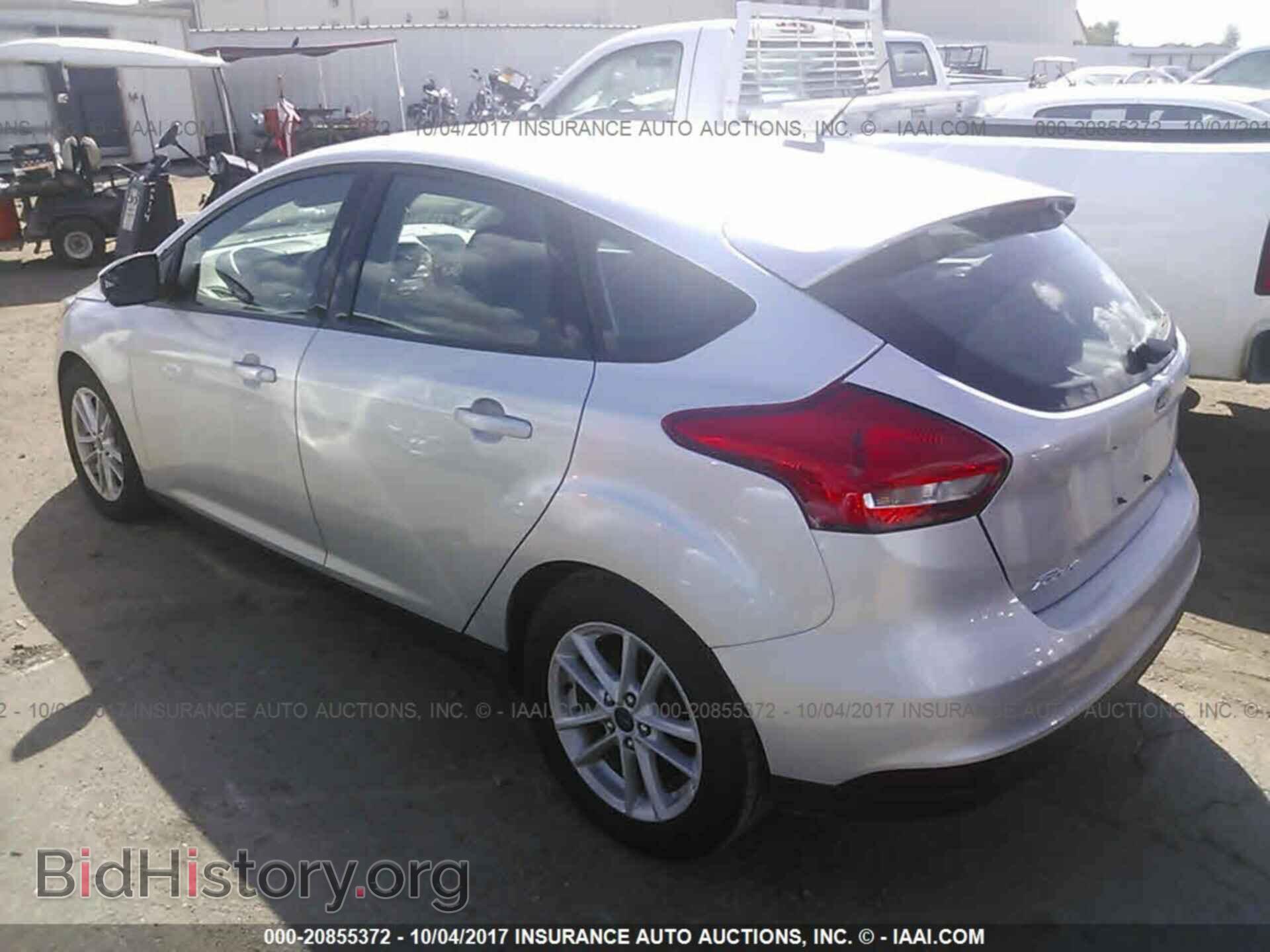 2017 Ford Focus - VIN: 1FADP3K2XHL217858 - Фото 3