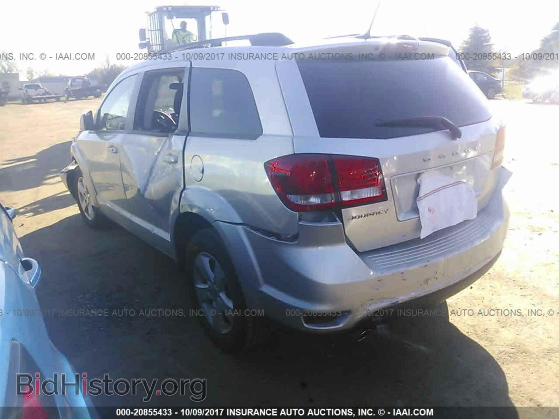 2011 Dodge Journey - VIN: 3D4PG1FG2BT547266 - Photo 3