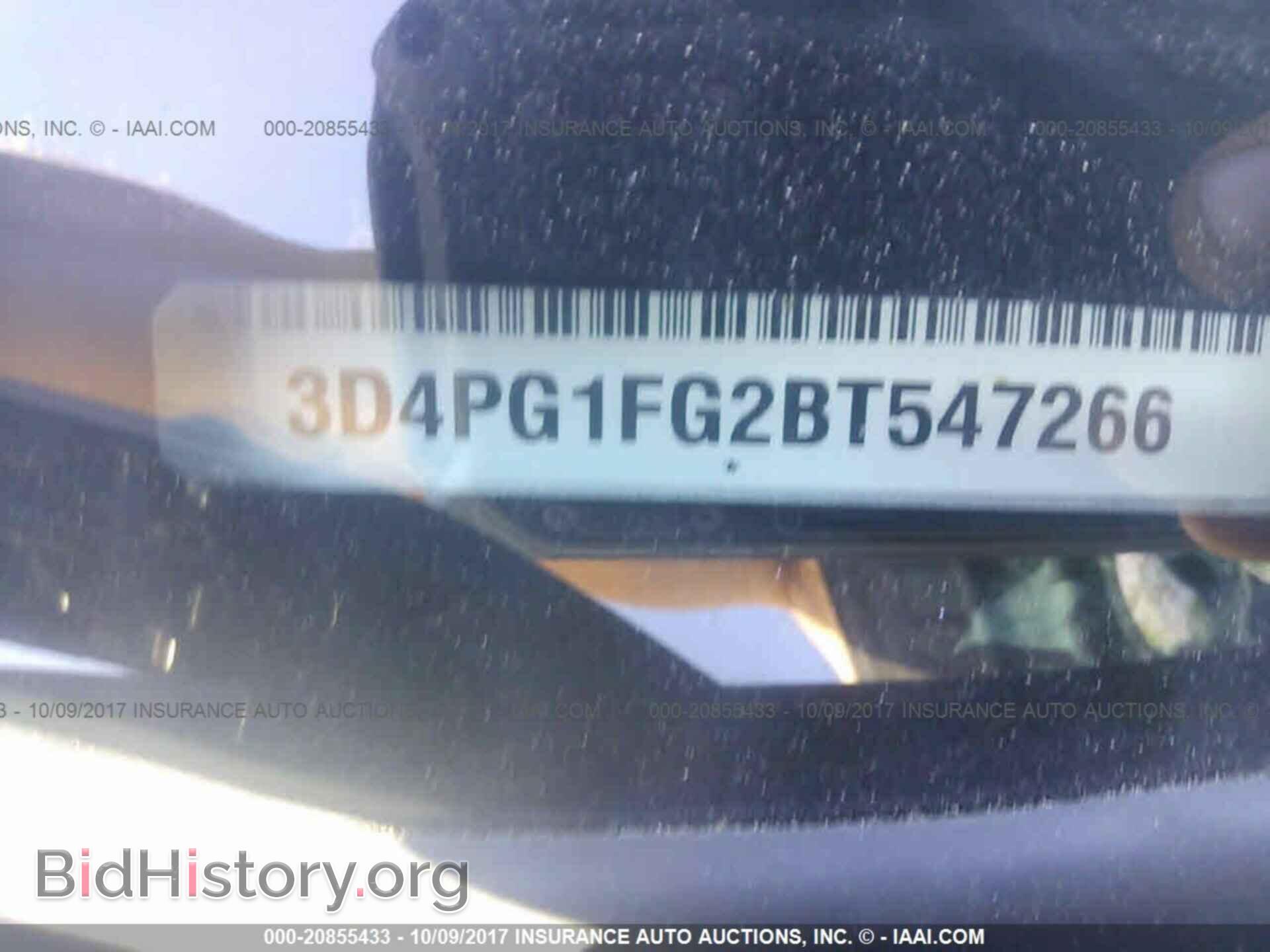 2011 Dodge Journey - VIN: 3D4PG1FG2BT547266 - Photo 9