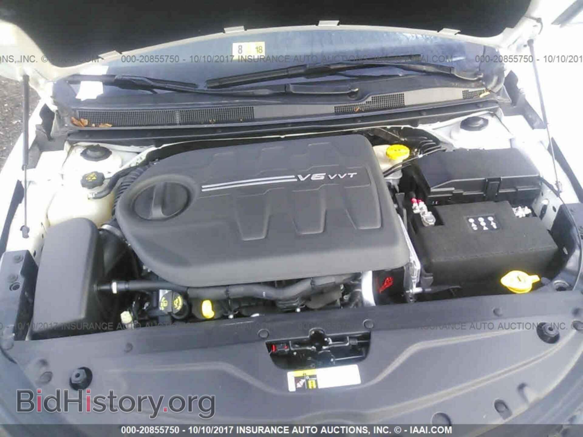 2015 Chrysler 200 - VIN: 1C3CCCBG7FN551851 - Photo 10