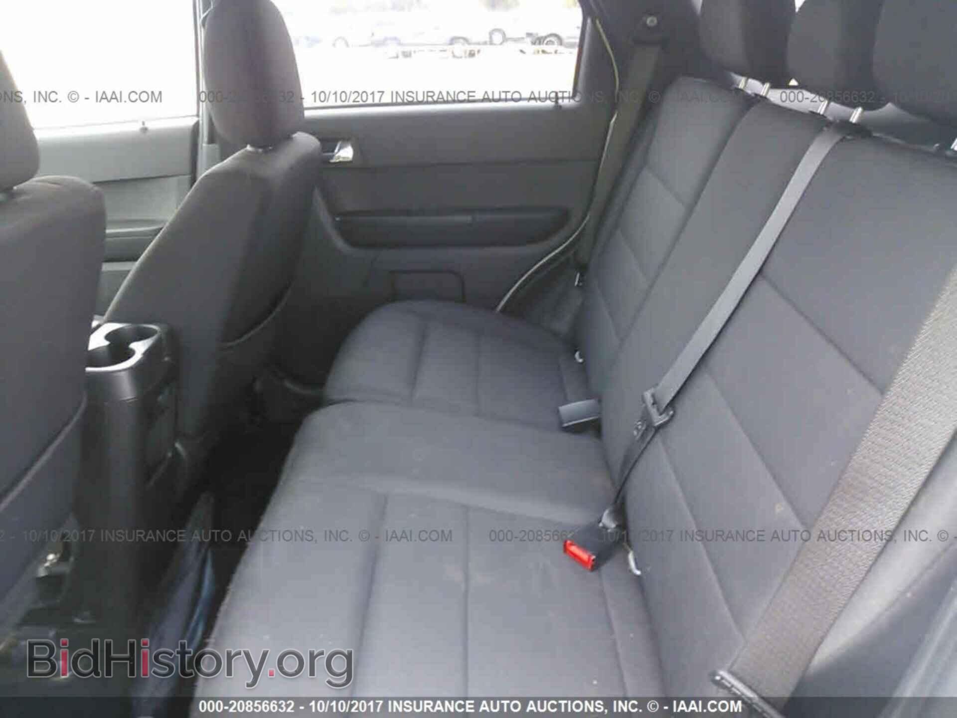 2012 Ford Escape - VIN: 1FMCU0DG0CKC13608 - Фото 8